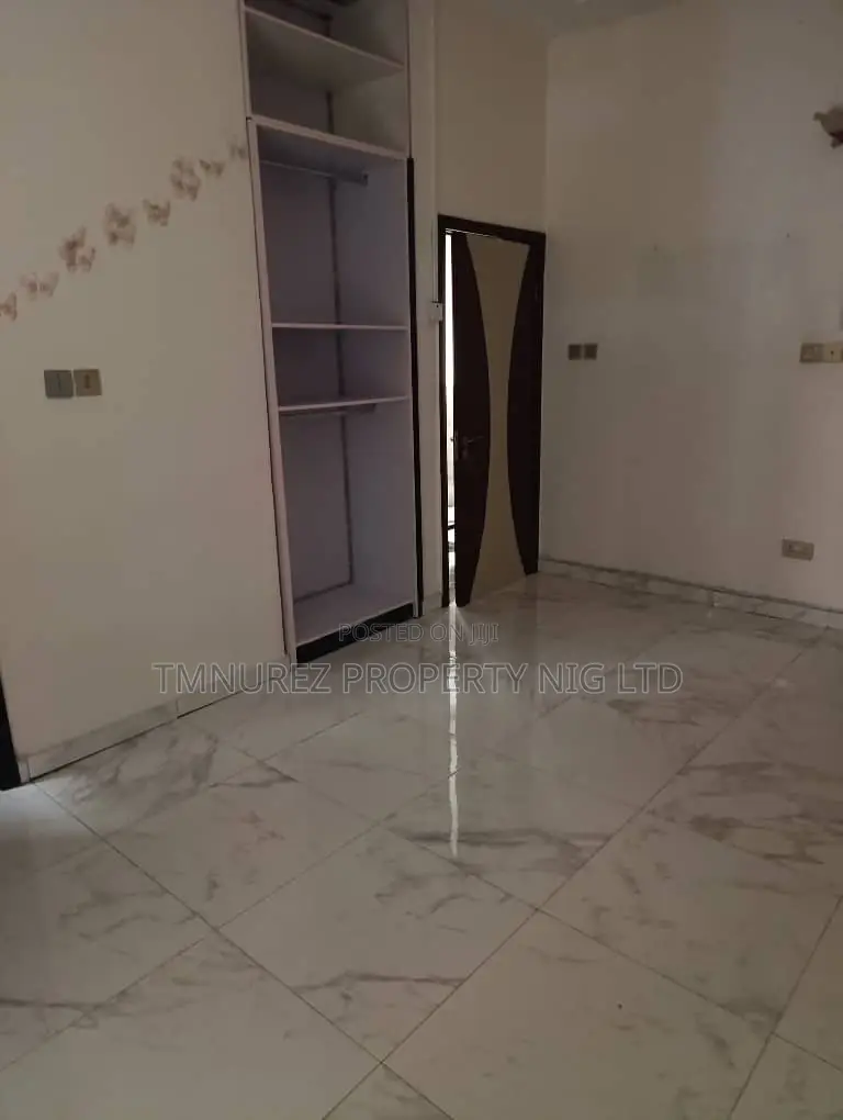 4bdrm Duplex in Chevy View, Lekki for rent