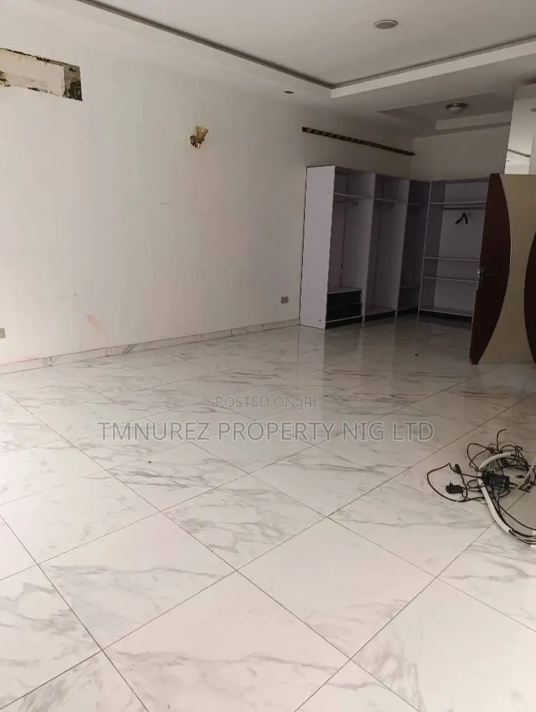 4bdrm Duplex in Chevy View, Lekki for rent