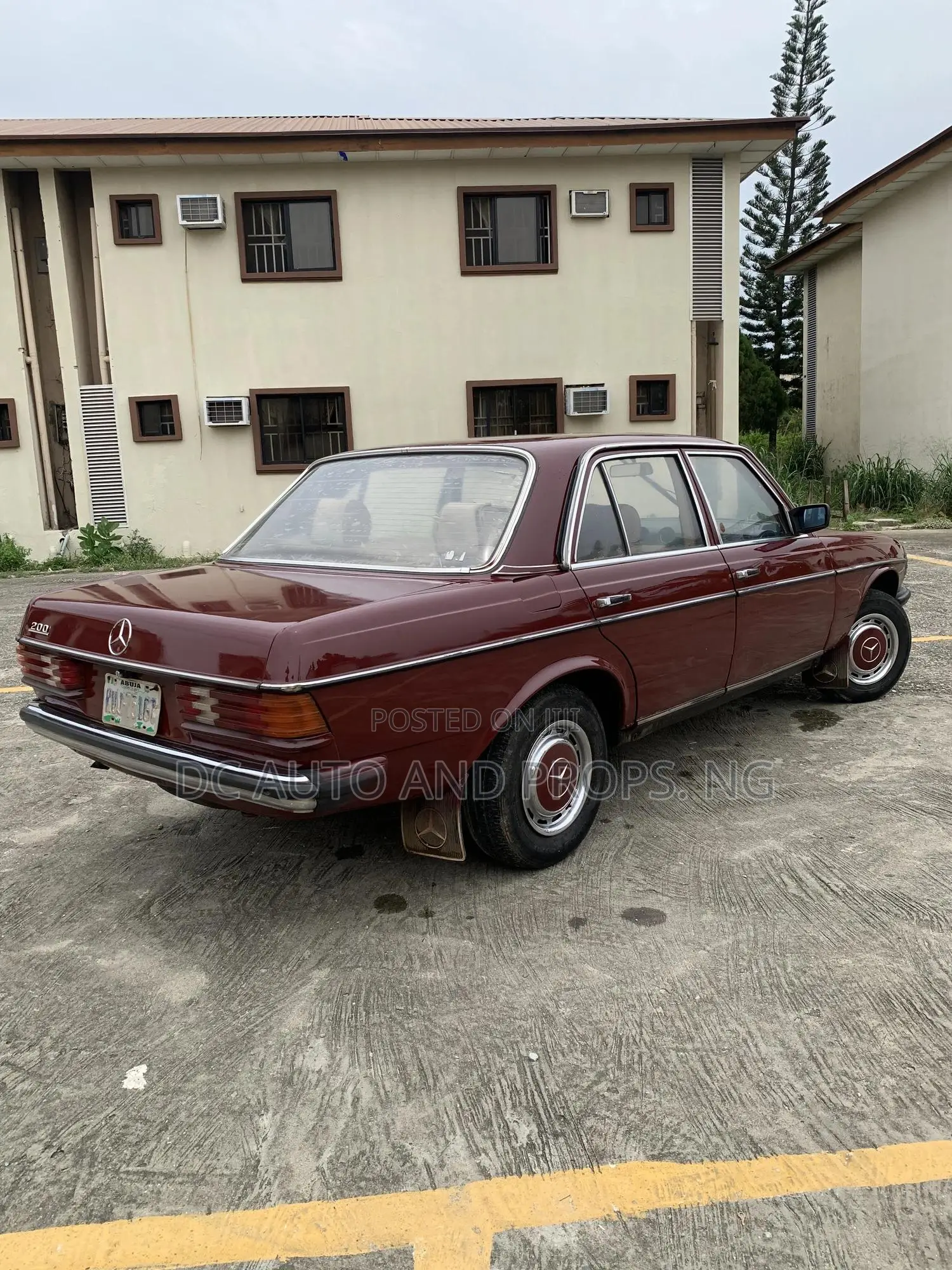 Mercedes-Benz 200 TE 1986 Burgundy