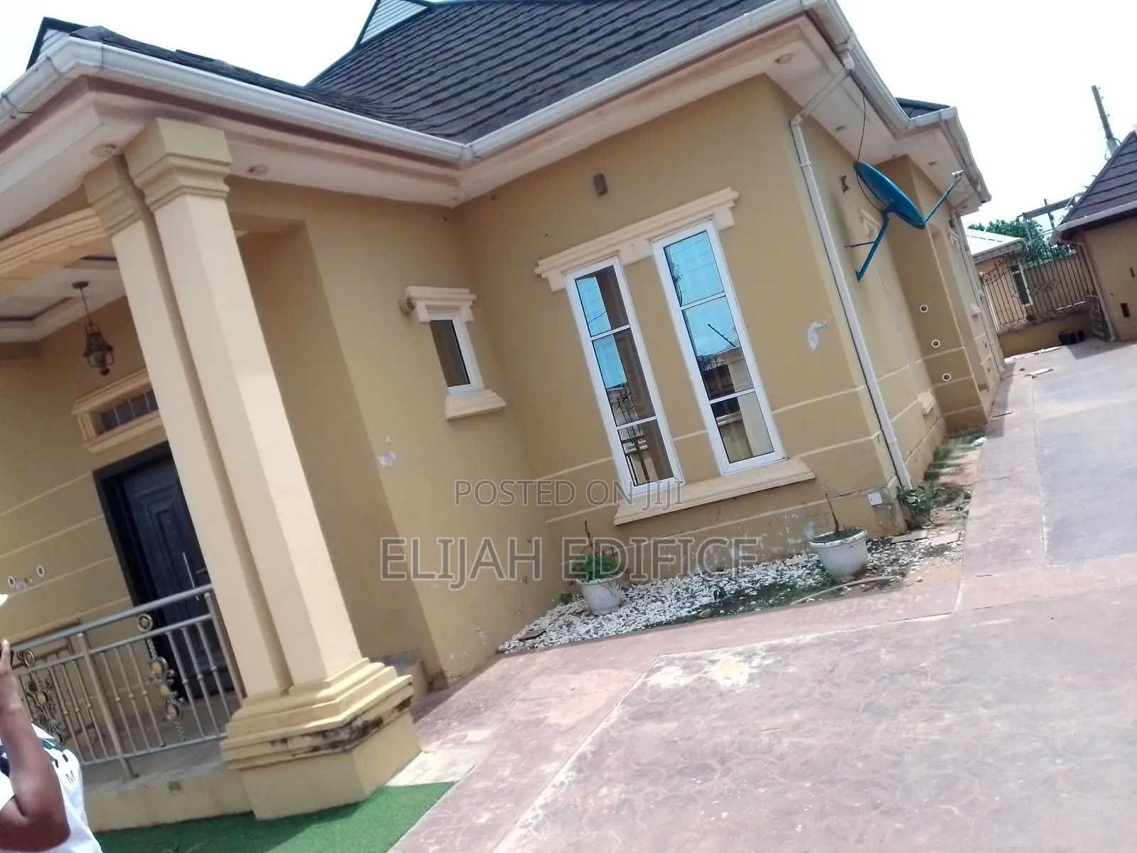 Furnished 4bdrm Bungalow in Pz Estate, Ijede / Ikorodu for rent