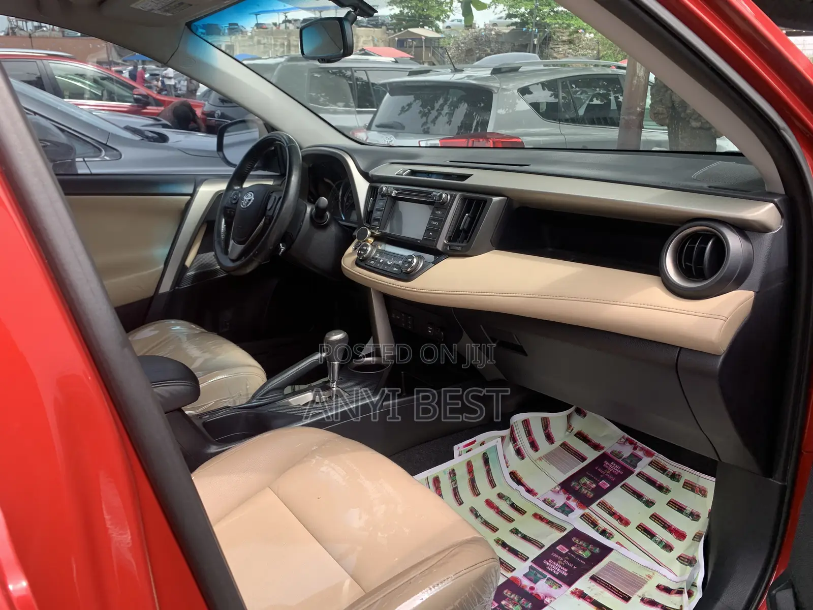 Toyota RAV4 2014 Red