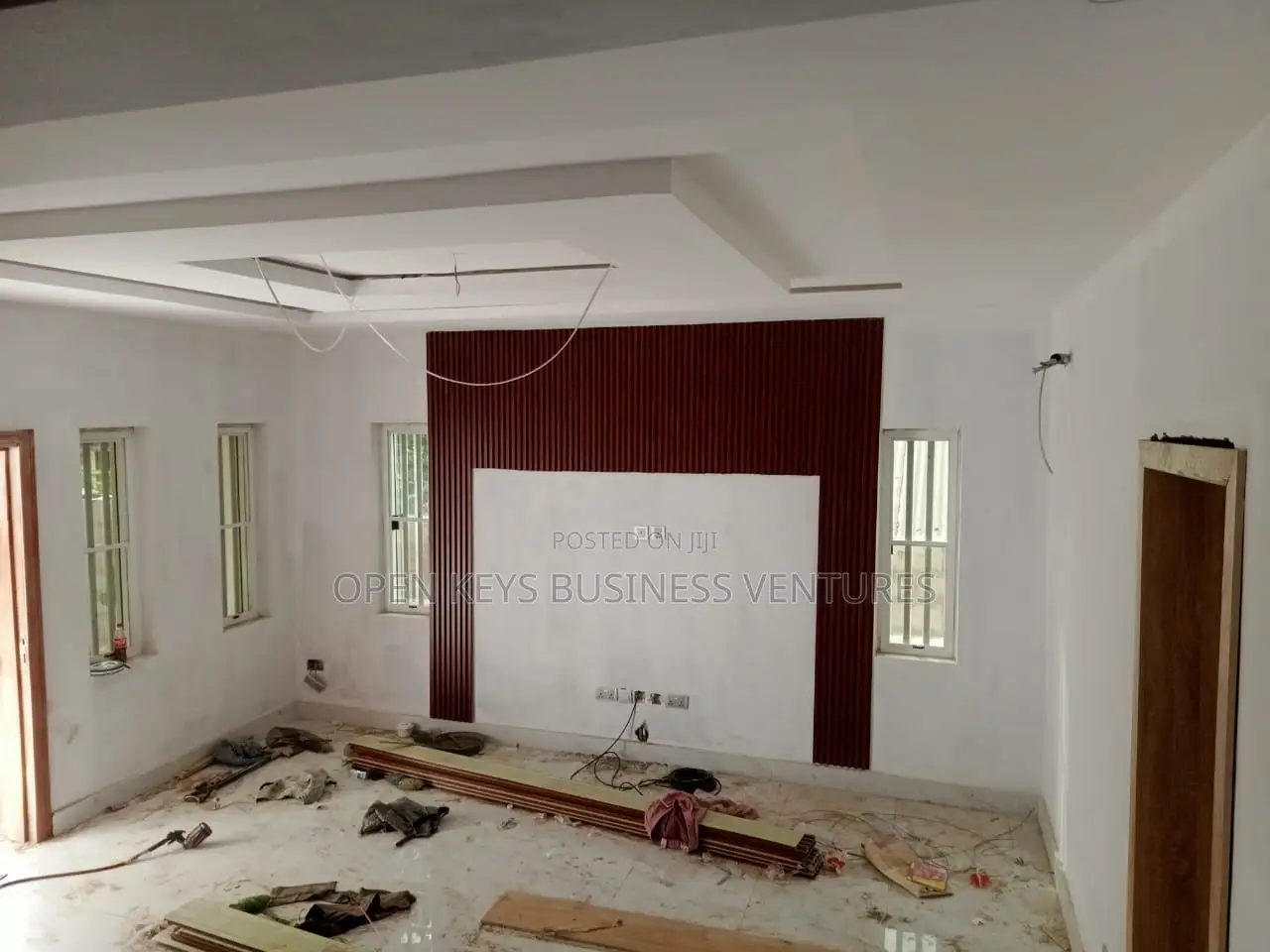 4bdrm Duplex in Jericho Gra for sale