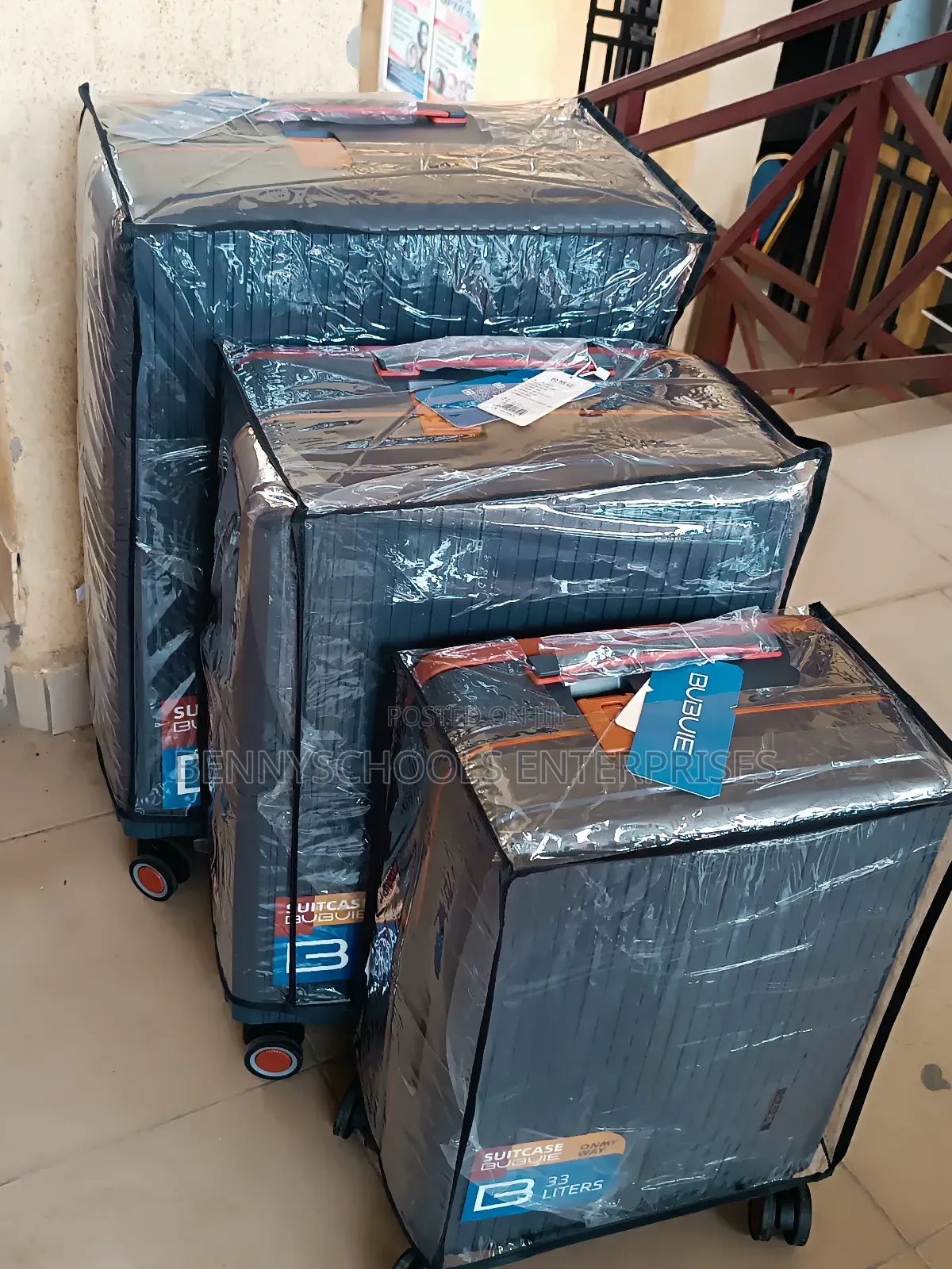 Set Of 3 Quality Complete Polypropylene Grey Luggages Wide Pole