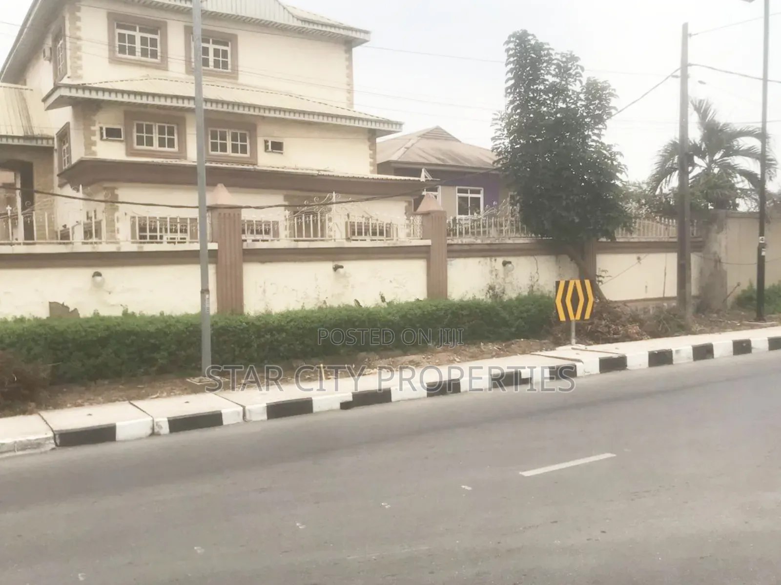 6bdrm Duplex in Ikeja Gra Lagos for sale