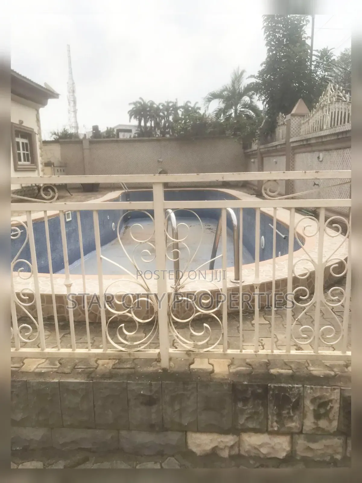 6bdrm Duplex in Ikeja Gra Lagos for sale