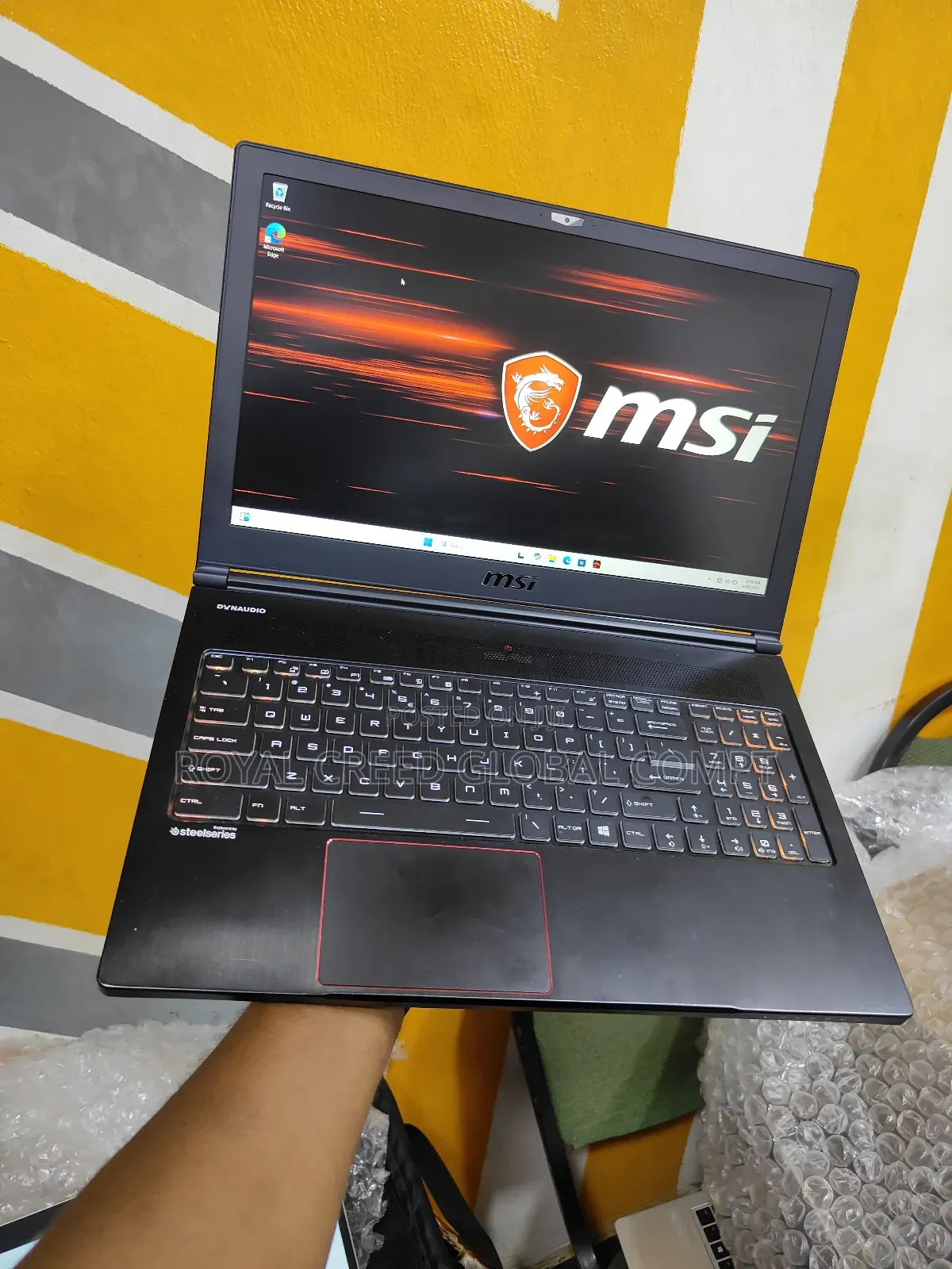 Laptop MSI GS63 Stealth 8RE 6GB Intel Core I7 HDD+SSD 1T