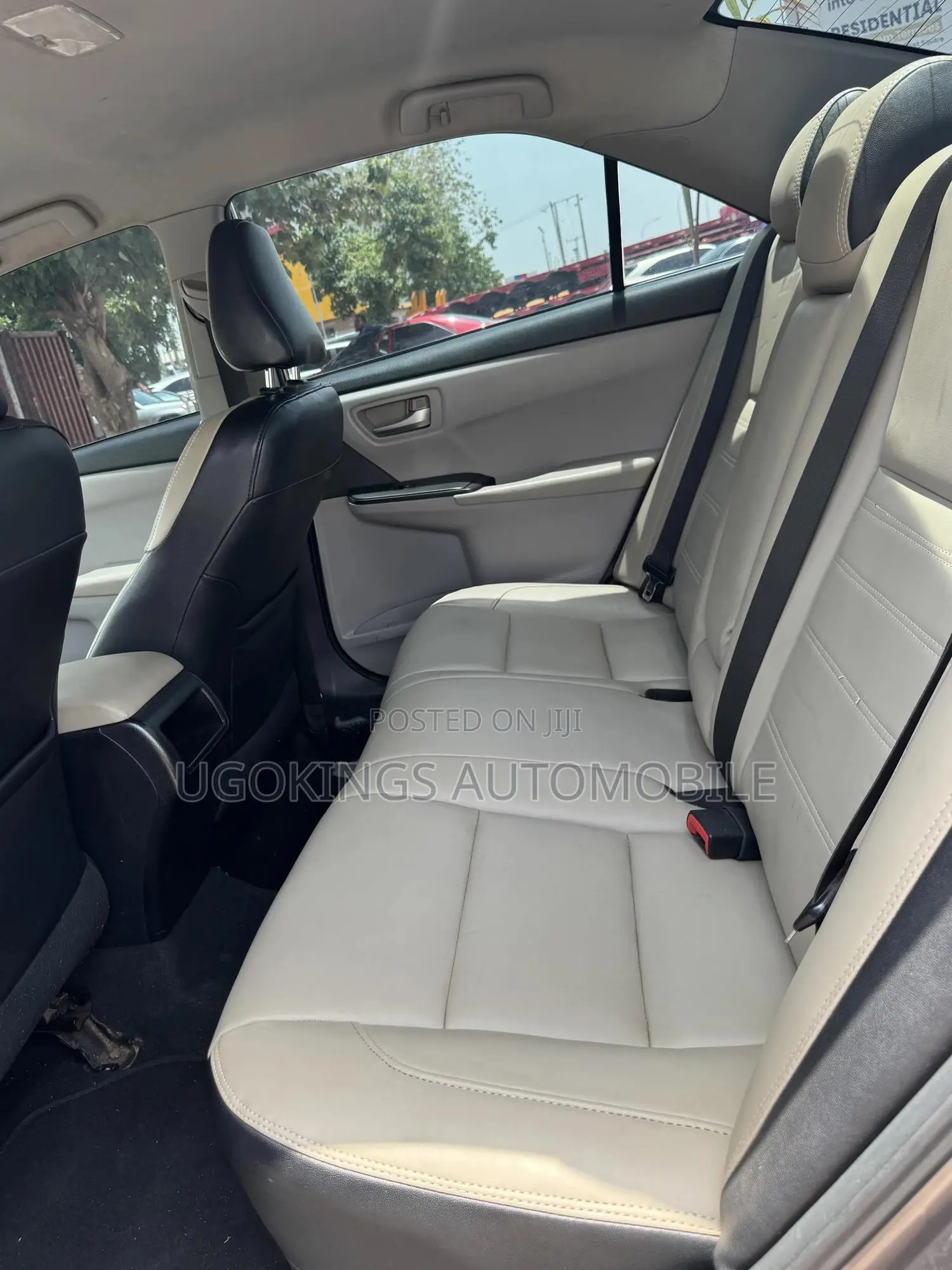 Toyota Camry SE 4dr Sedan (2.5L 4cyl 6A) 2015 Gray