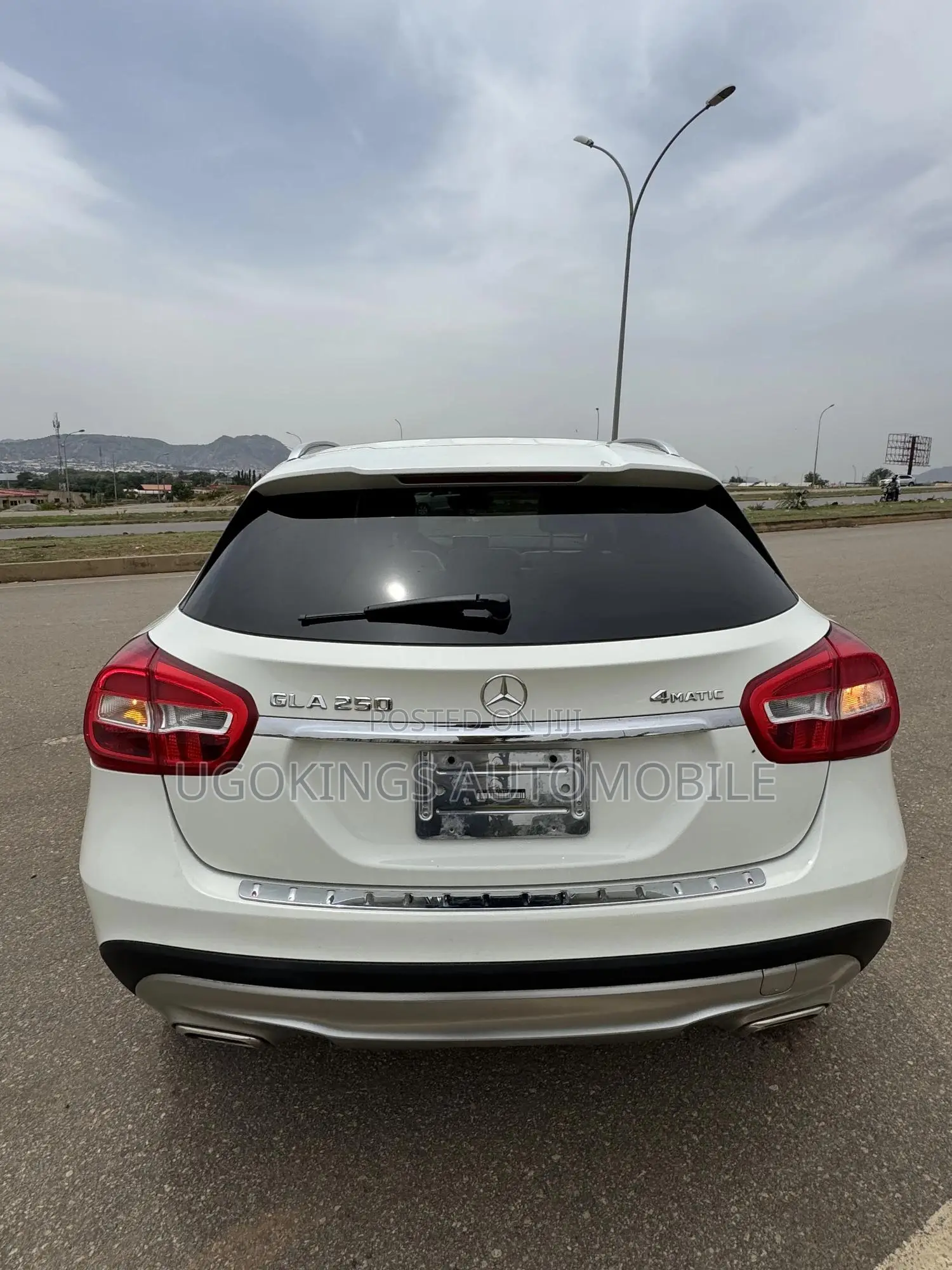 Mercedes-Benz GLA 250 2016 White