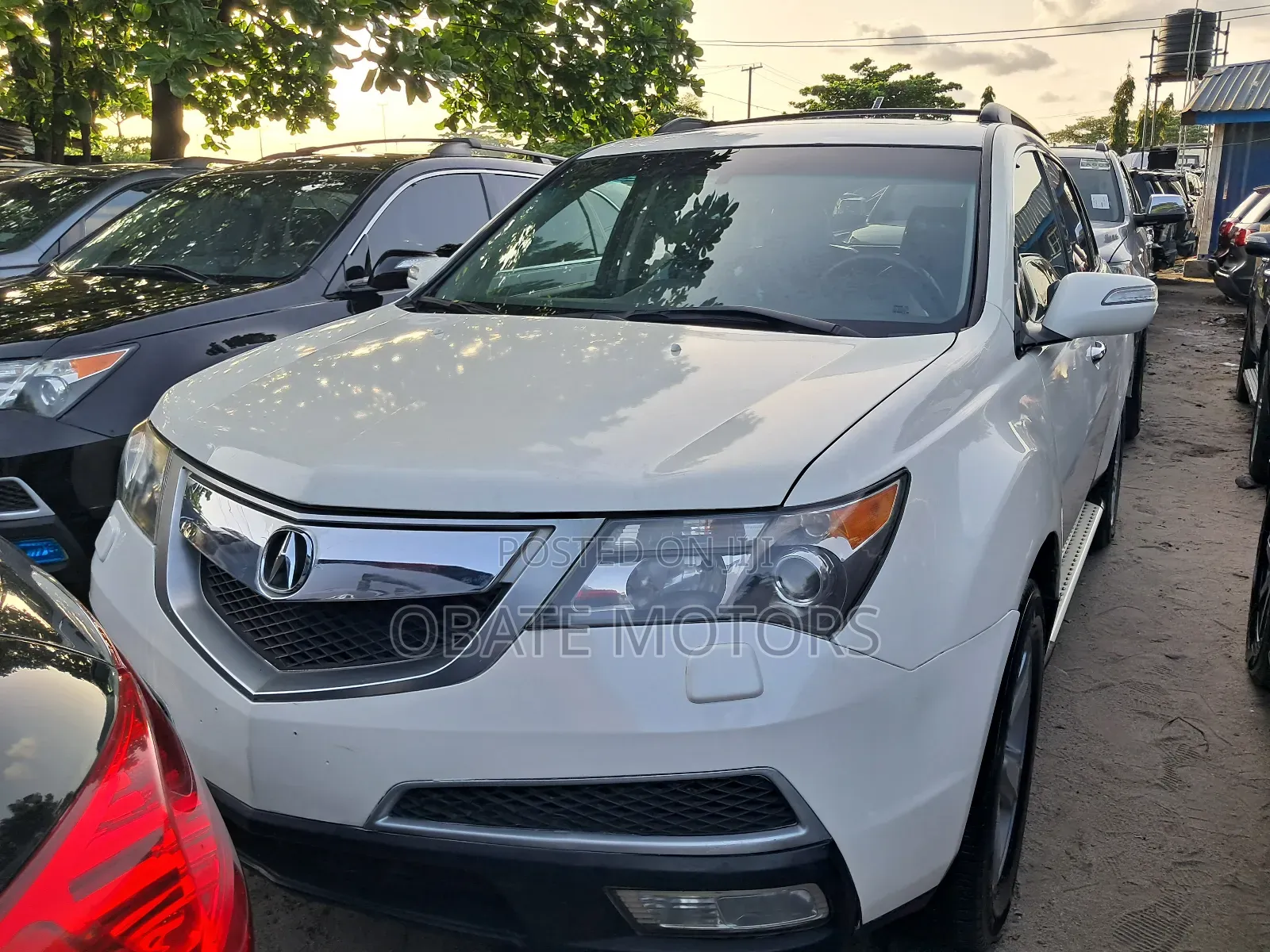 Acura MDX Technology Package SUV AWD (3.7L 6cyl 6A) 2013 White
