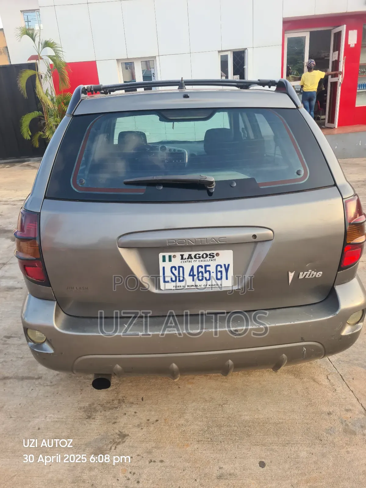 Pontiac Vibe Automatic 2004 Gray