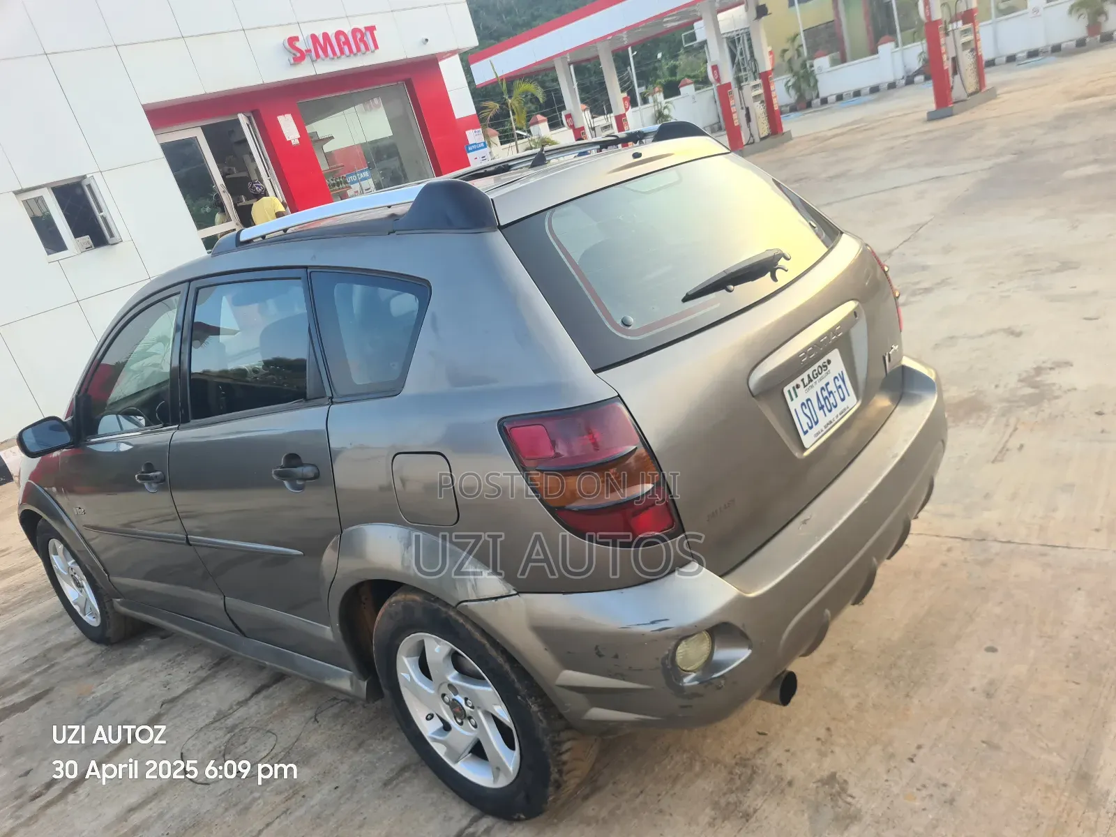 Pontiac Vibe Automatic 2004 Gray