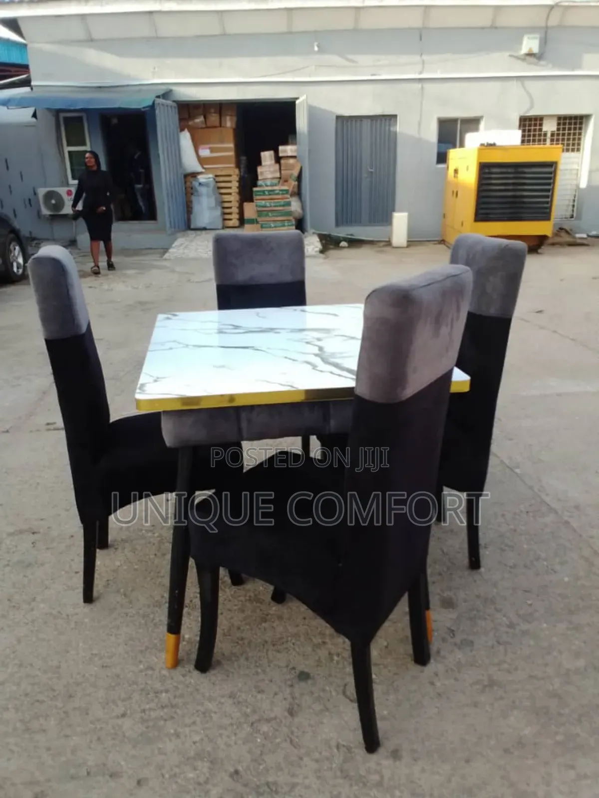 Brand New Top Quality 4 Seaters Faux Marble Dinning Set