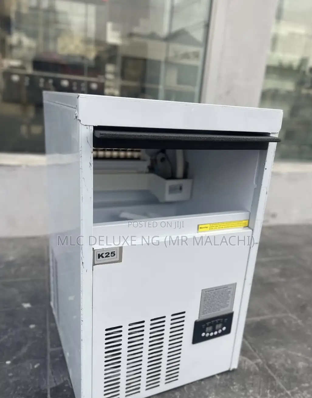 Lounge / Club/ Bar/ Restaurant Commercial Ice Cube Machine