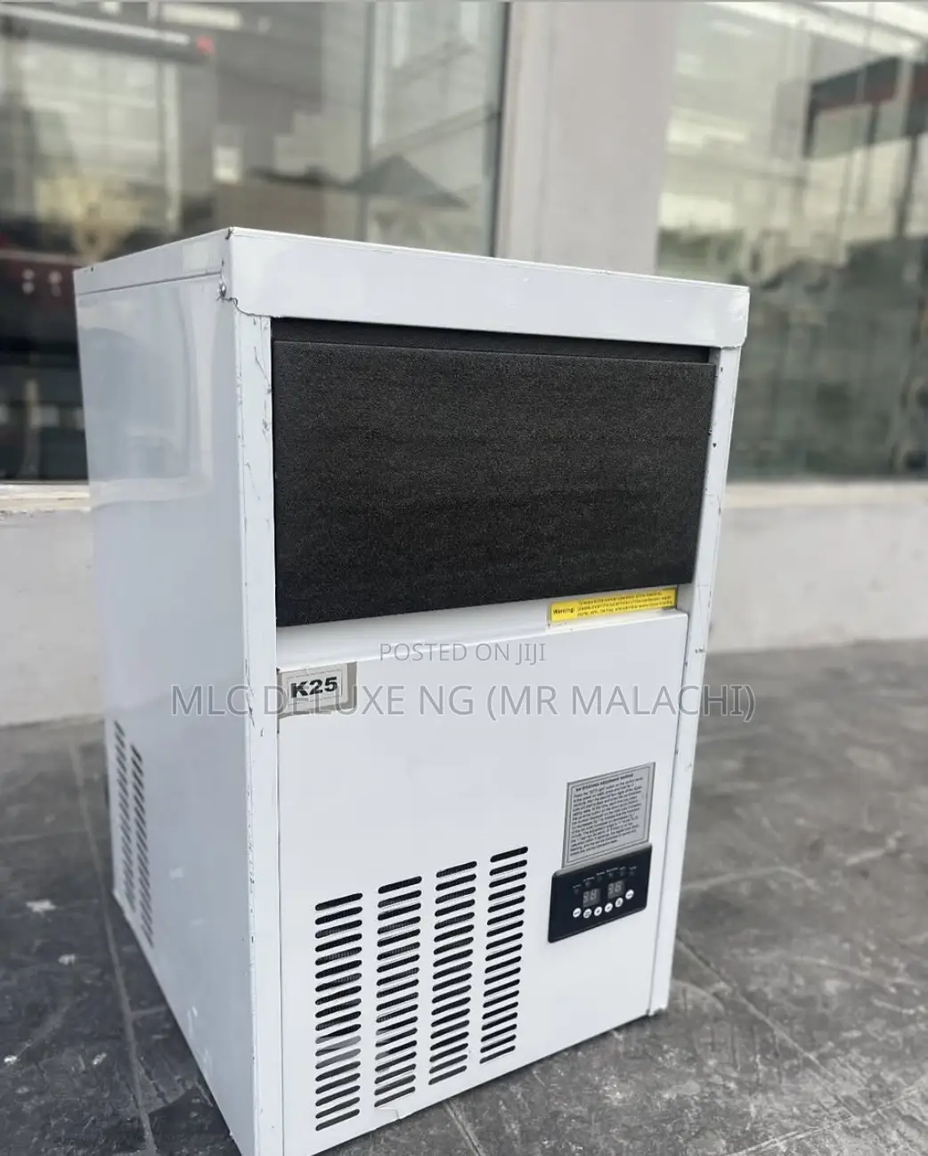 Lounge / Club/ Bar/ Restaurant Commercial Ice Cube Machine