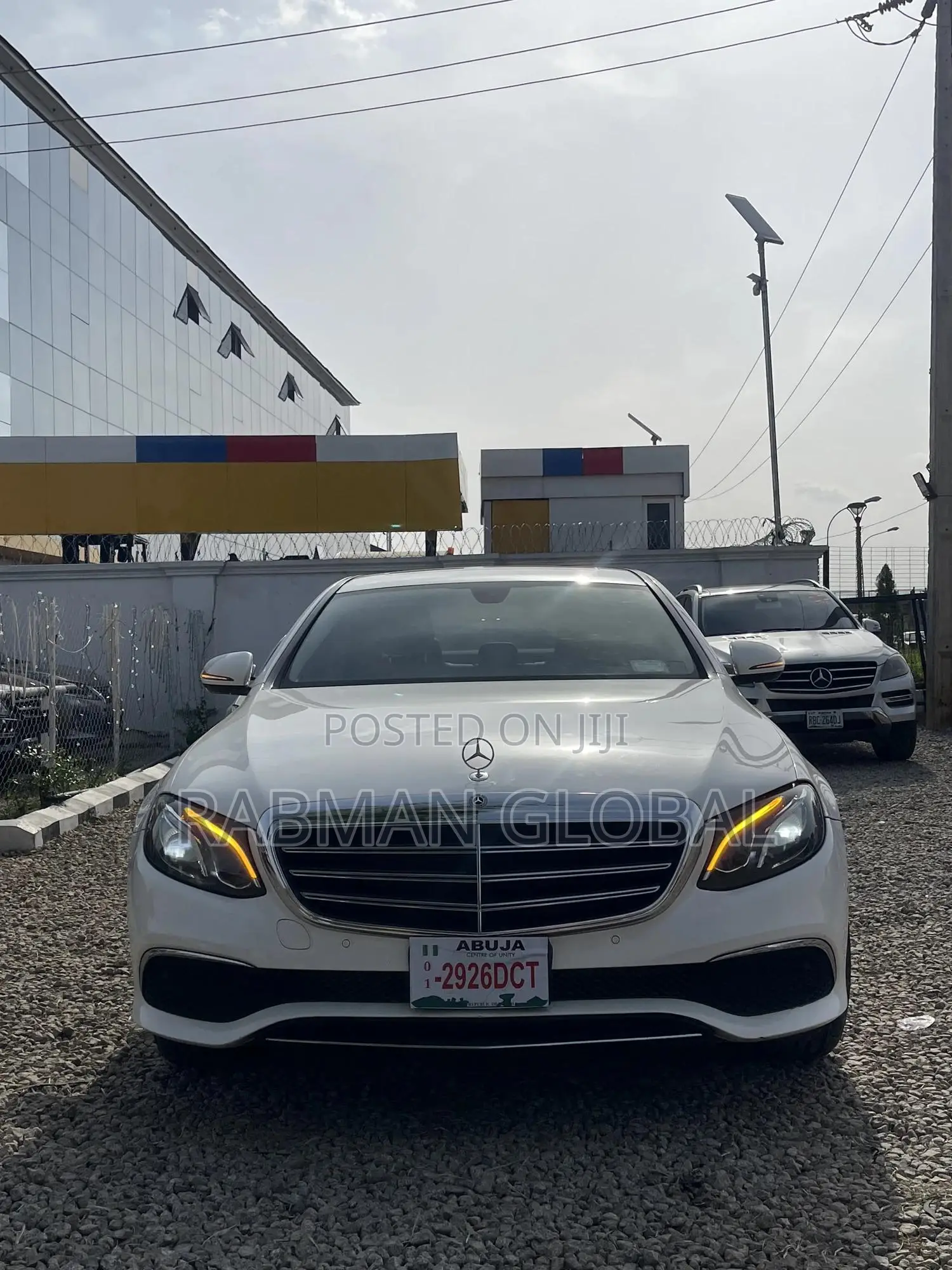Mercedes-Benz E300 4Matic AWD Sedan (2.0L 4cyl 9A) 2017 White