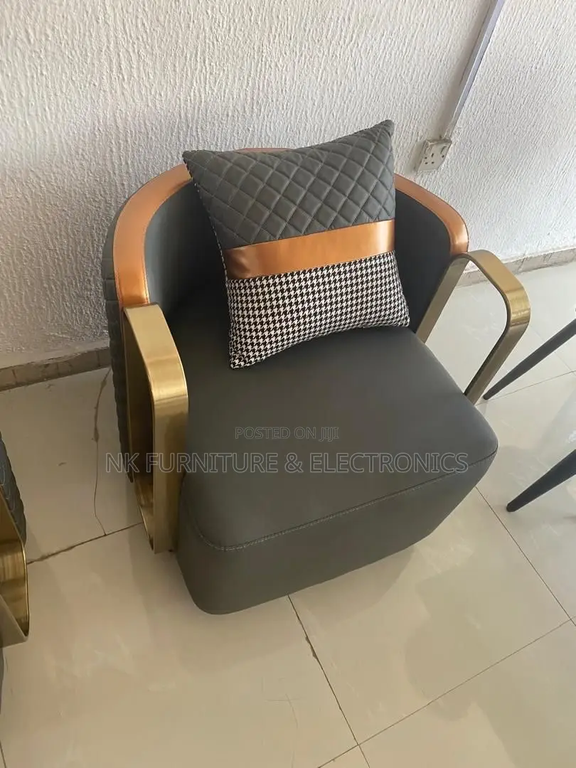 Single Sofa Chair With Pillow Imported