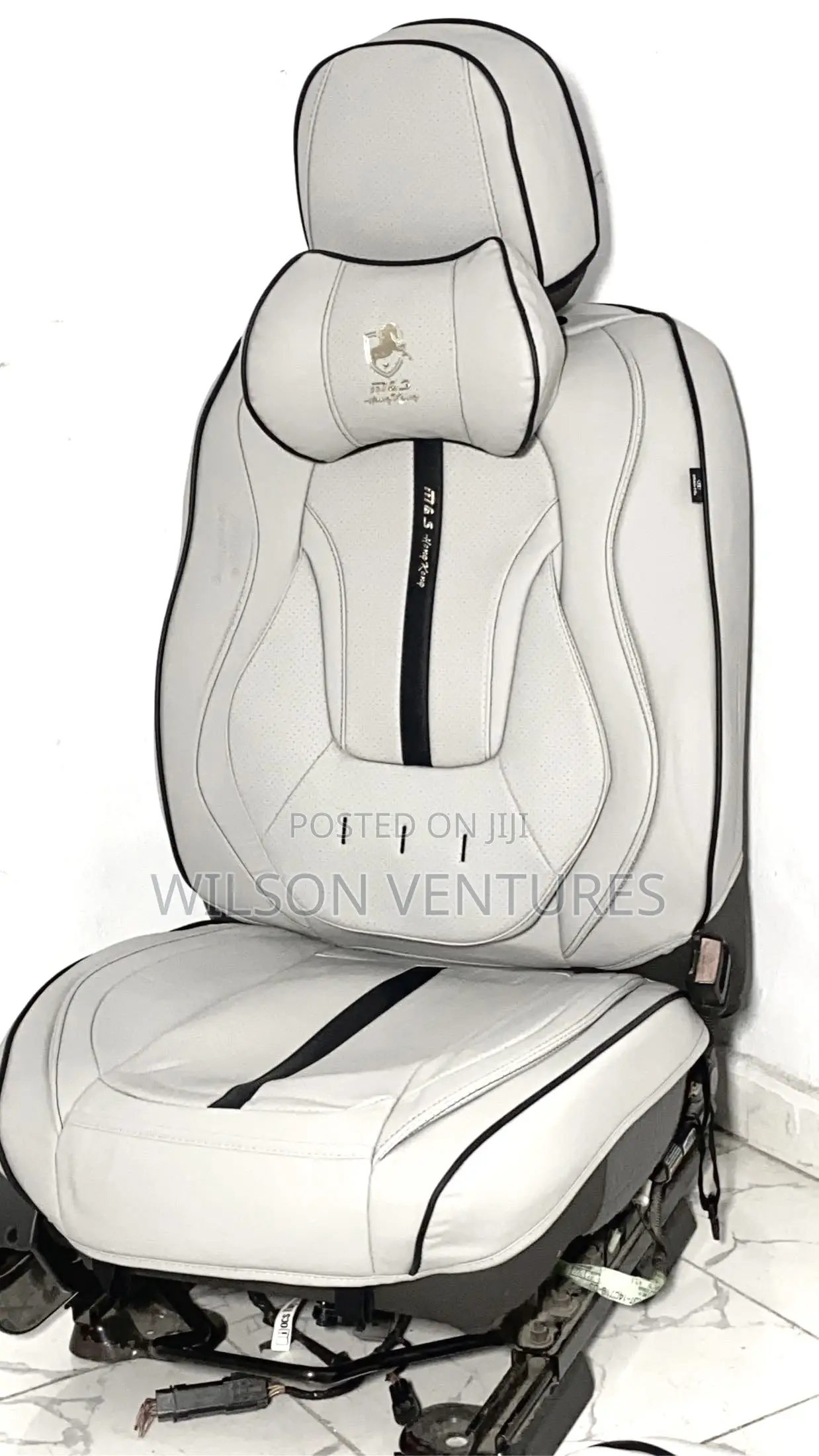 Light Gray Universal Car Seat Cover 5 Seater Cars or Suv