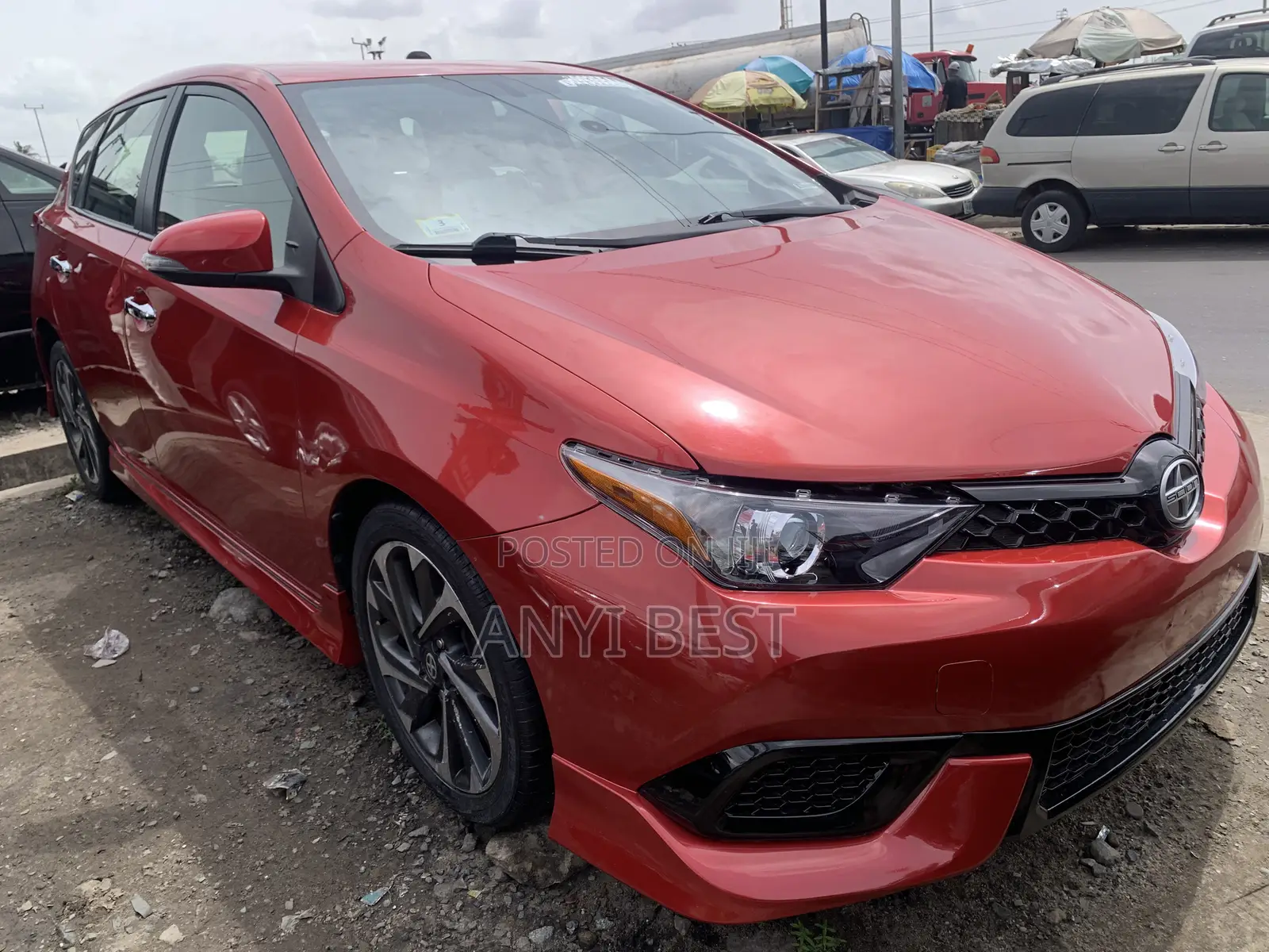 Scion iM 2015 Red