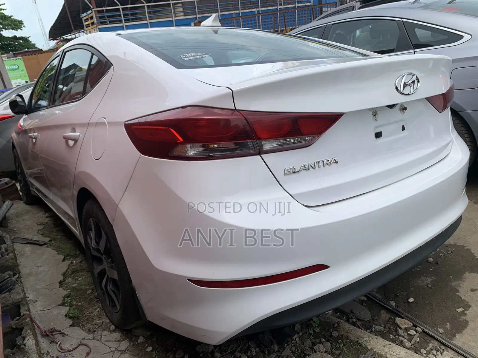 Hyundai Elantra Limited 2018 White