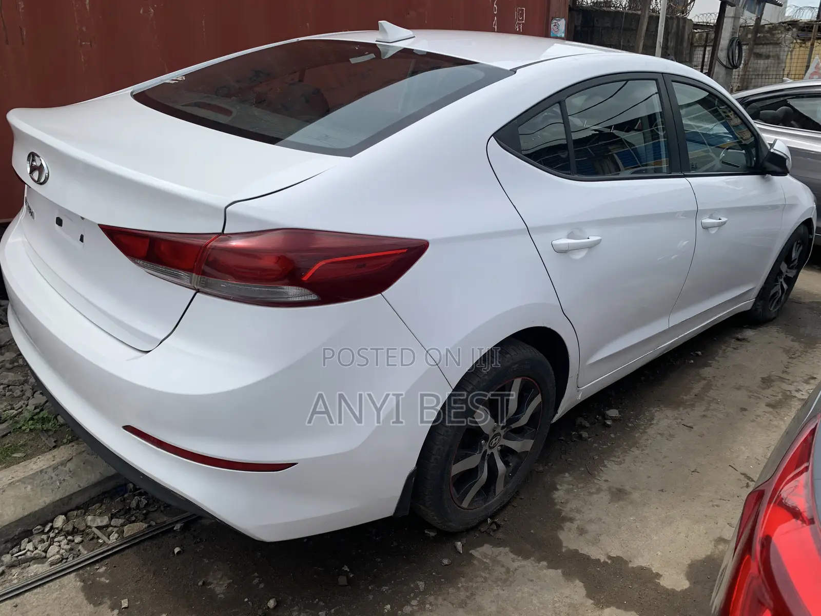 Hyundai Elantra Limited 2018 White