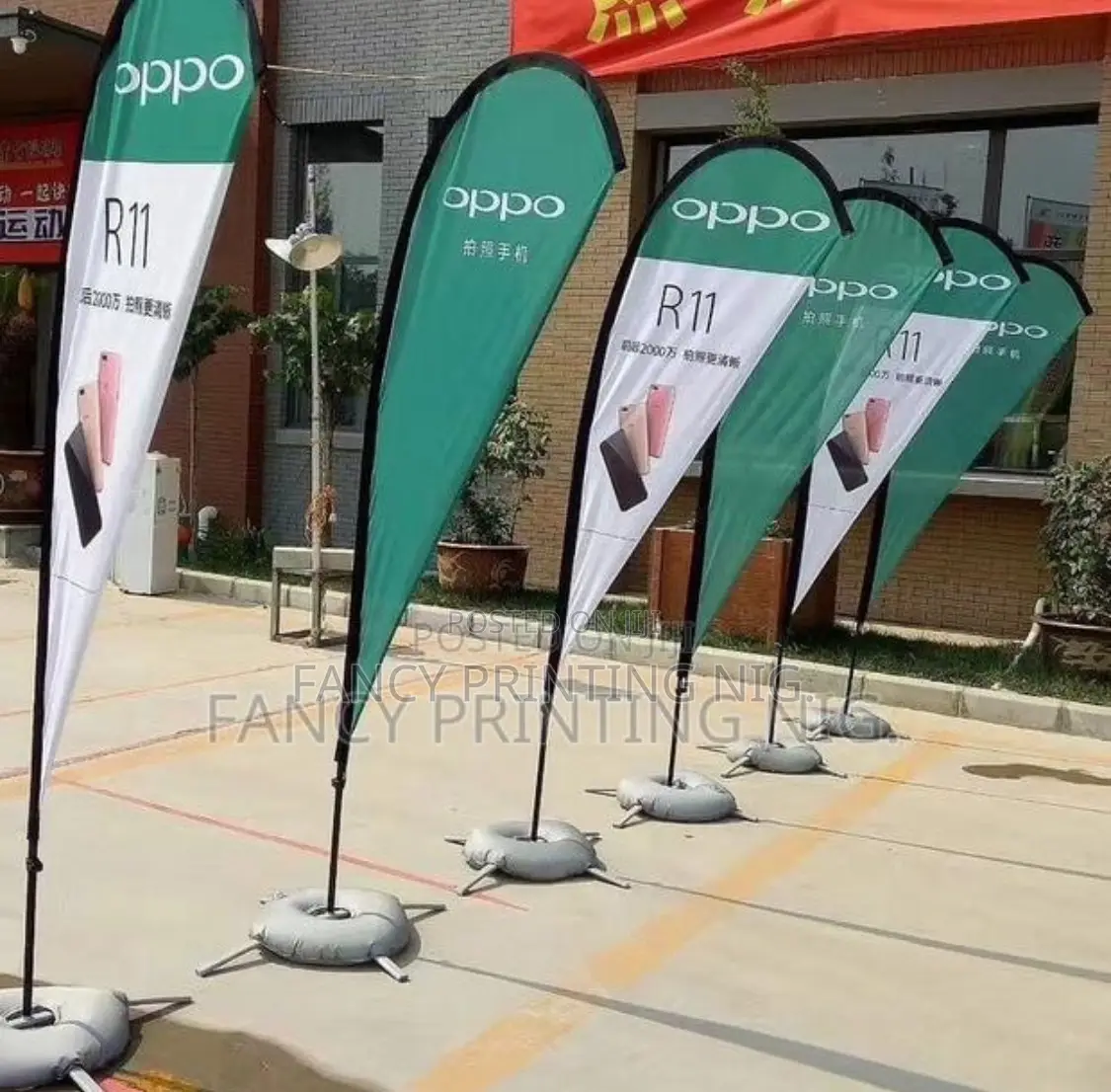Customized Teardrop Banners – Perfect for Events Outdoor Promotions