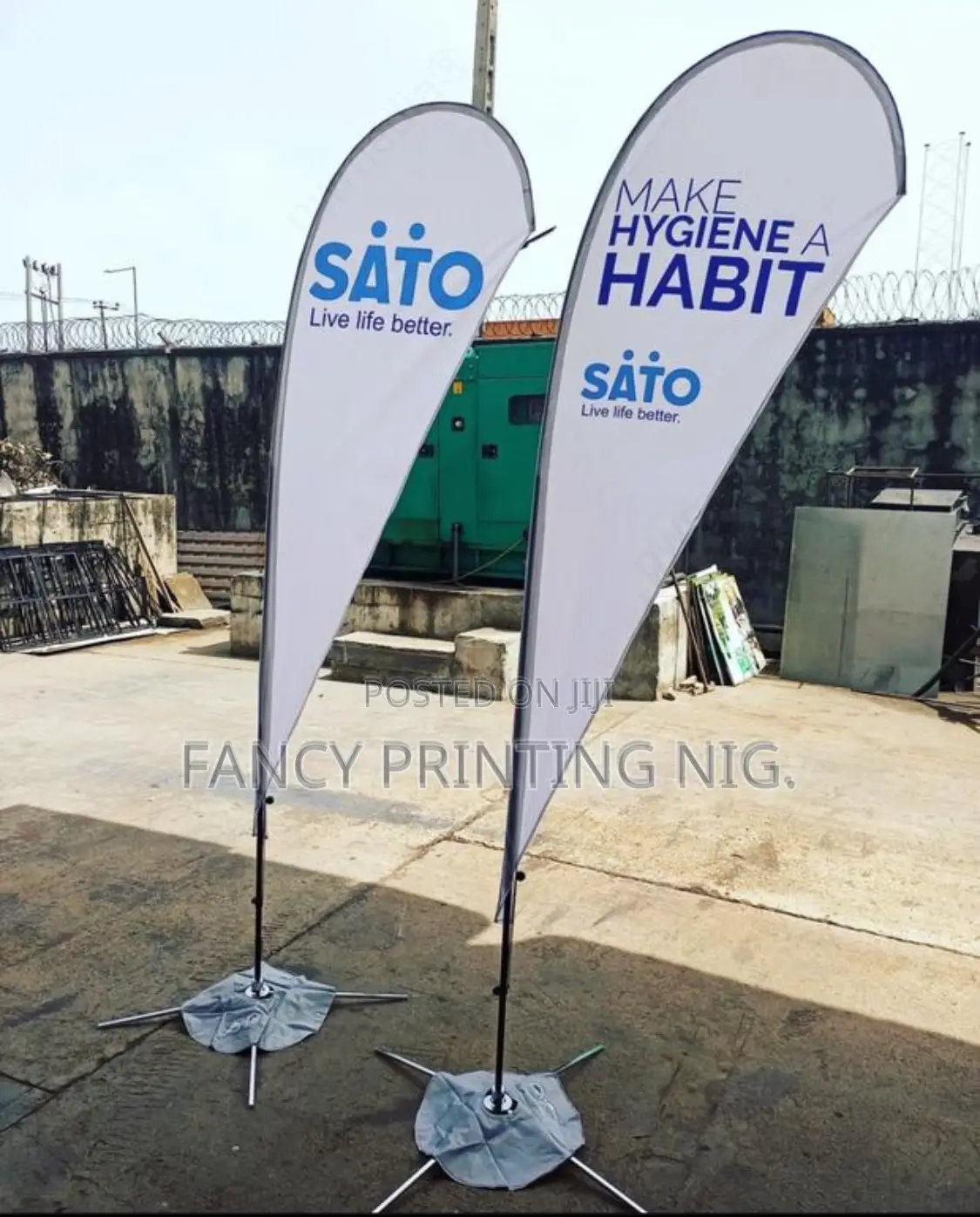 Customized Teardrop Banners – Perfect for Events Outdoor Promotions