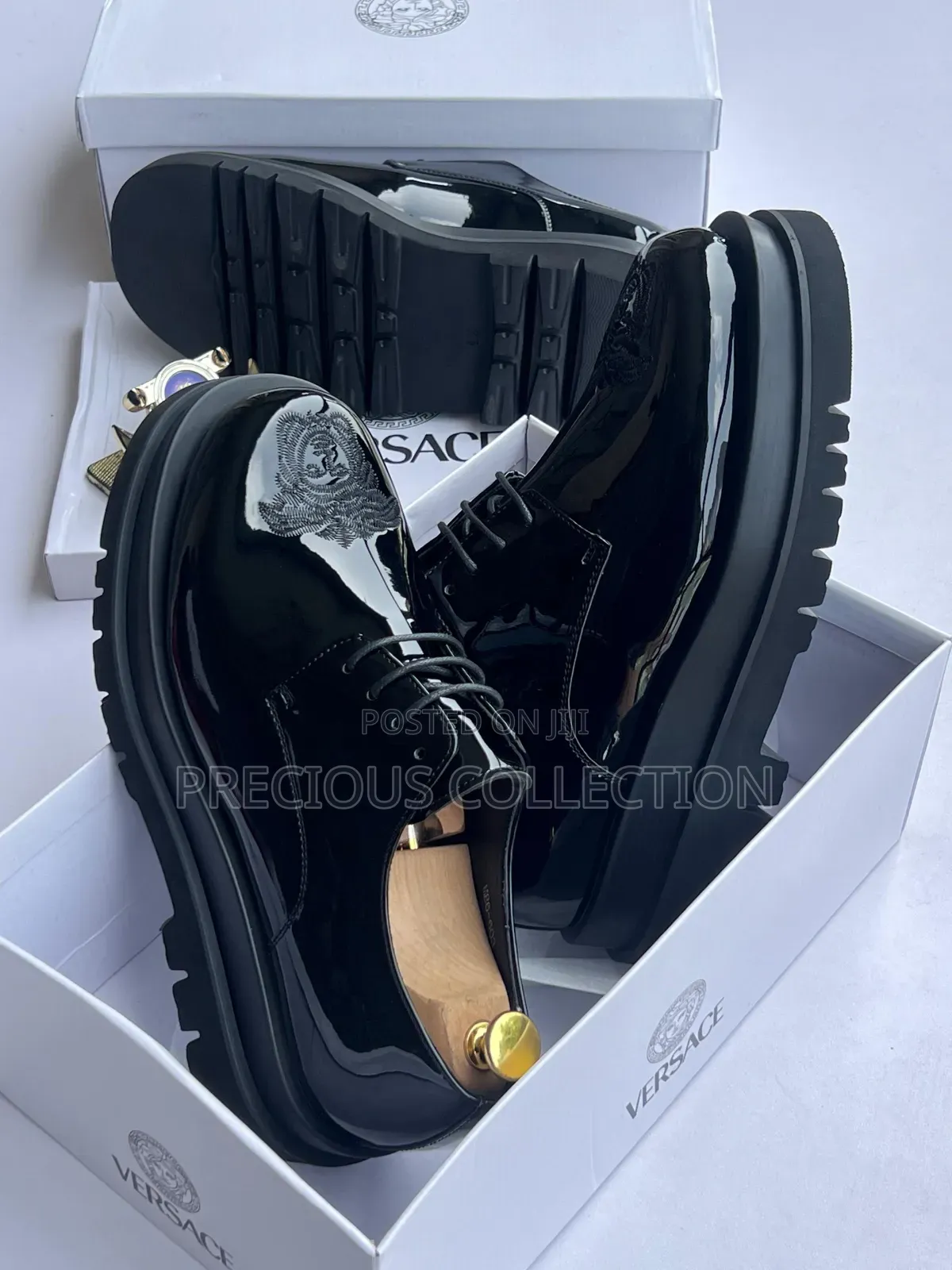 Men's Versace Glossy Leather Double Sole Shoe