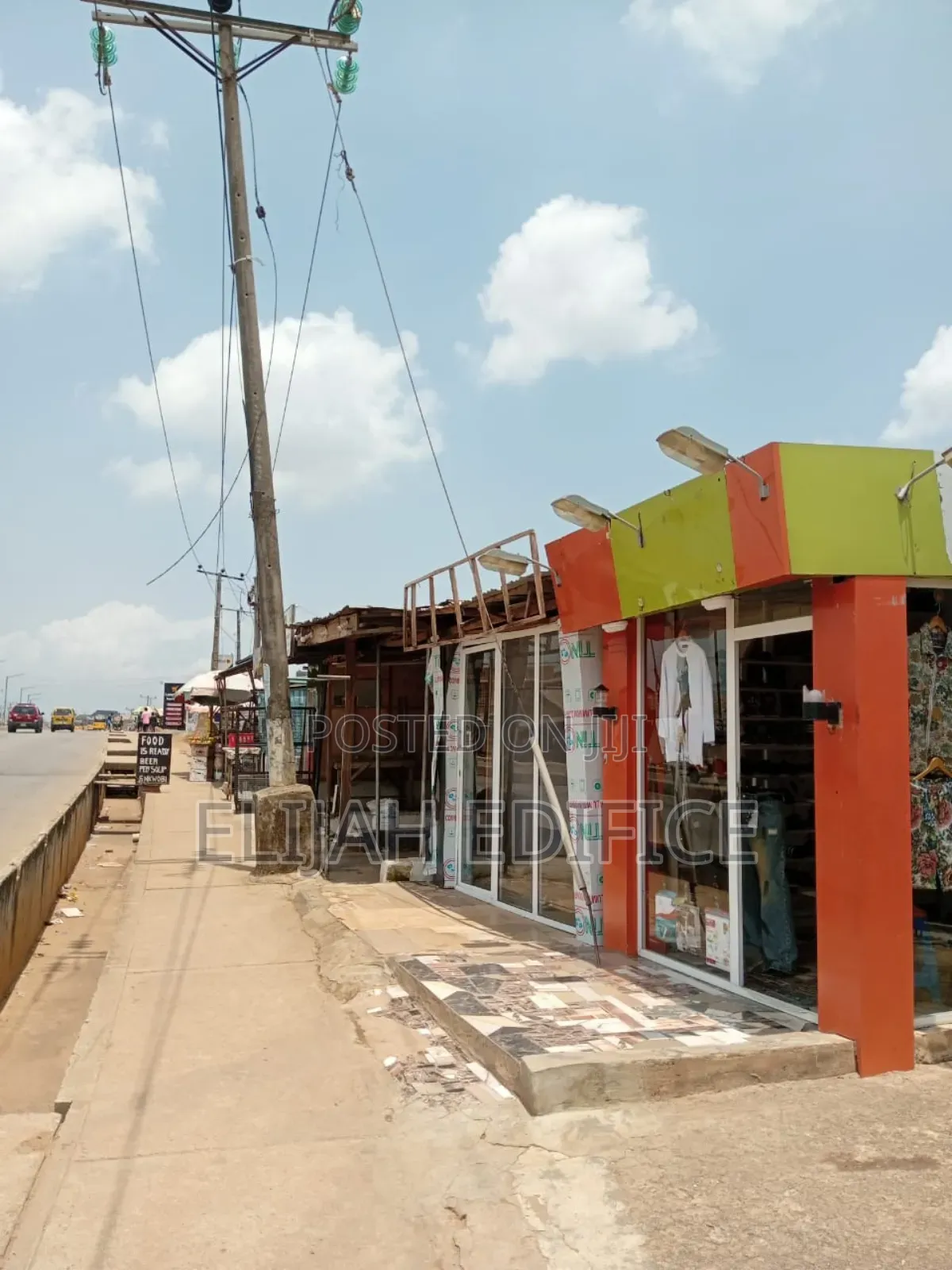1plot Wit Glo Network Max,3bed 3shop on Road at Omitoro,Ijede