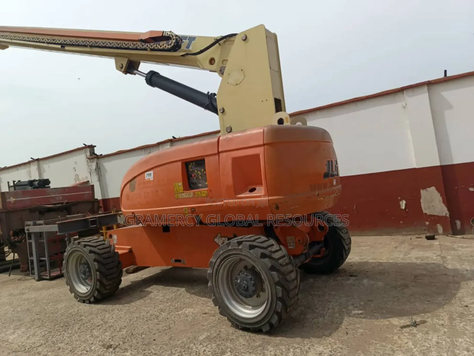 Super Strong Foreign Used Jlg Man Lift Crane For Sale
