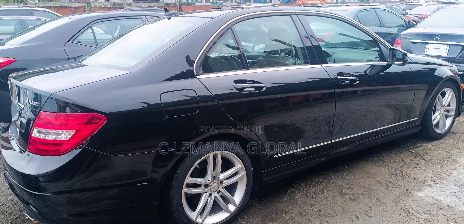 Mercedes-Benz C300 Luxury 4Matic Sedan AWD (3.0L 6cyl 7A) 2012 Black