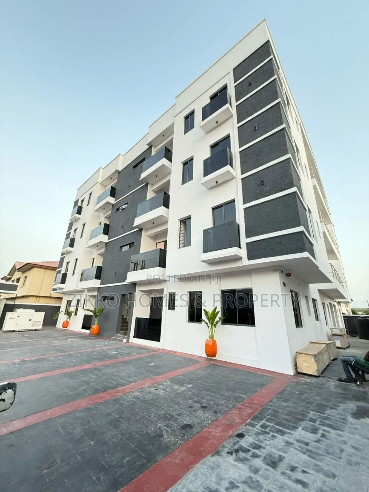 2bdrm Apartment in Lekki for sale