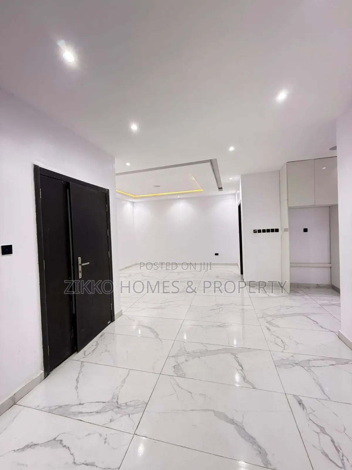 2bdrm Apartment in Lekki for sale