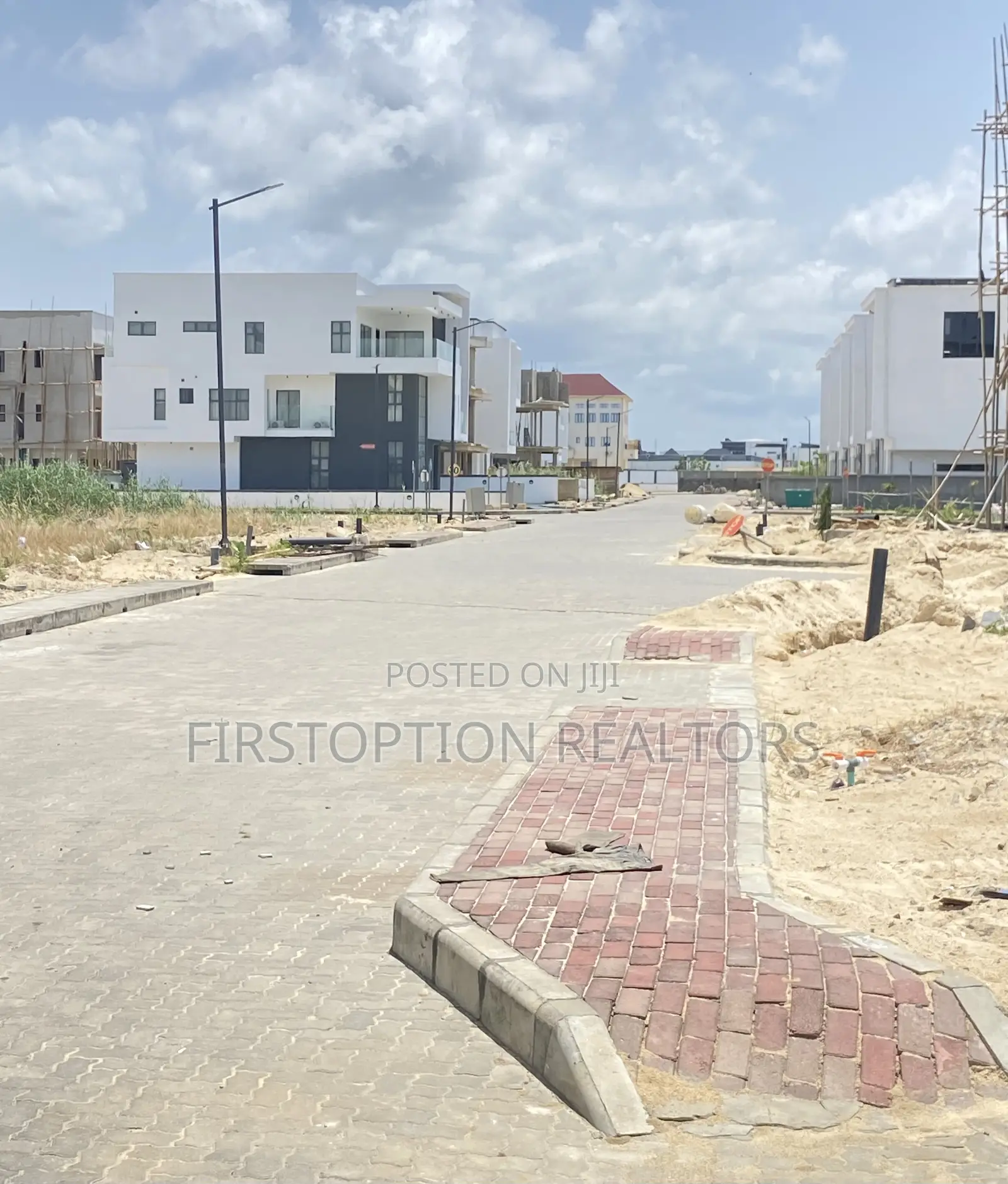 400sqm Land at Hampton Bay Estate Lekki
