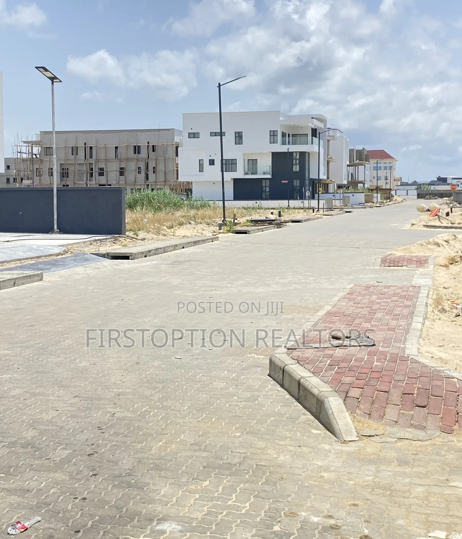 400sqm Land at Hampton Bay Estate Lekki