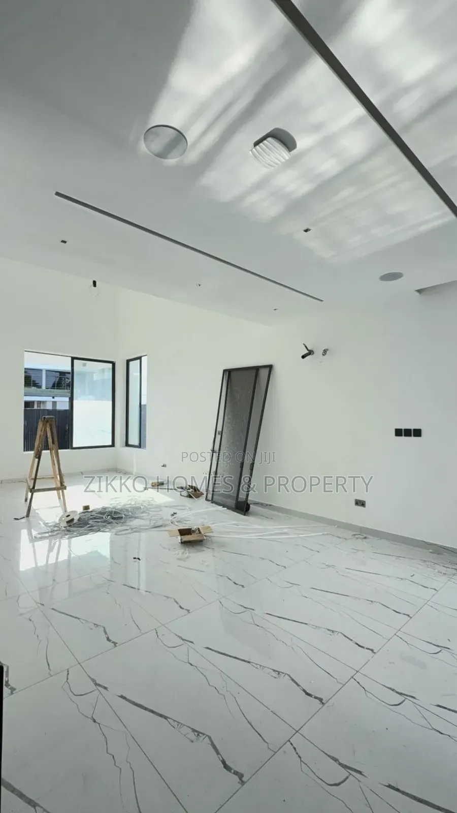 5bdrm Duplex in Lekki for sale