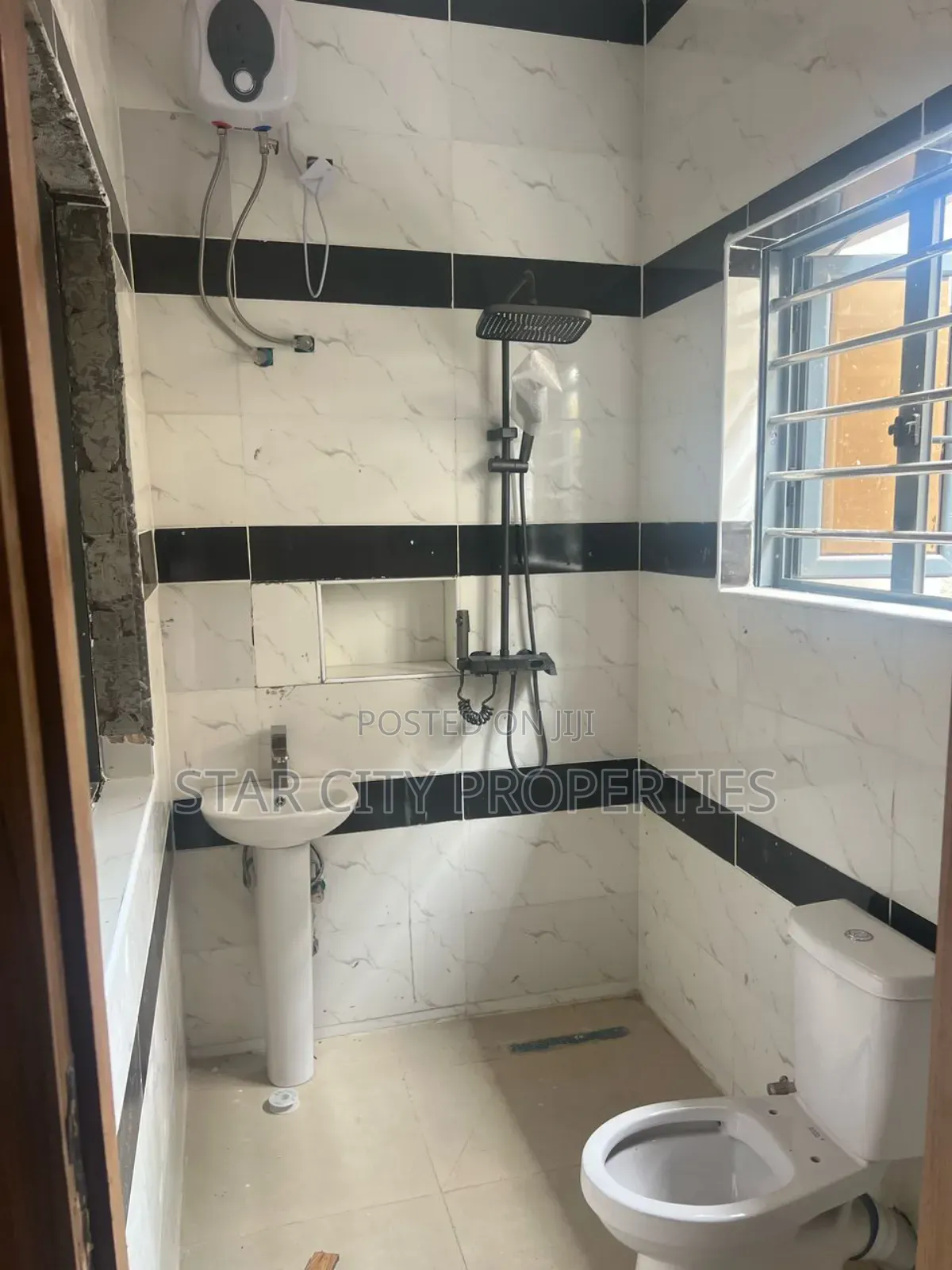 4bdrm Duplex in Magodo Gra Phase 1 for sale