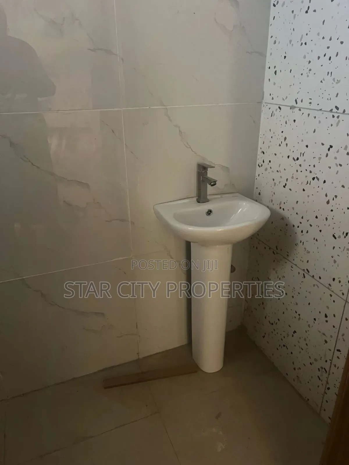 4bdrm Duplex in Magodo Gra Phase 1 for sale