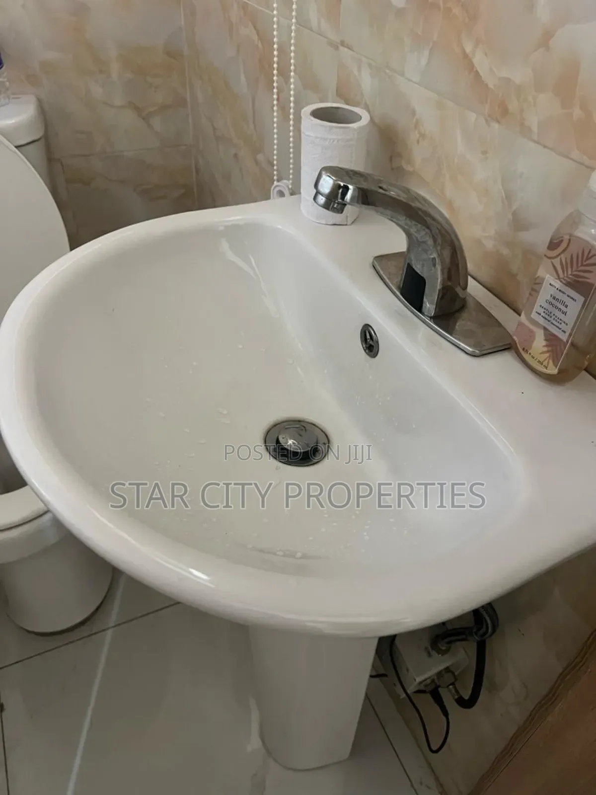 4bdrm Townhouse/Terrace in Magodo Gra Phase 1 for sale