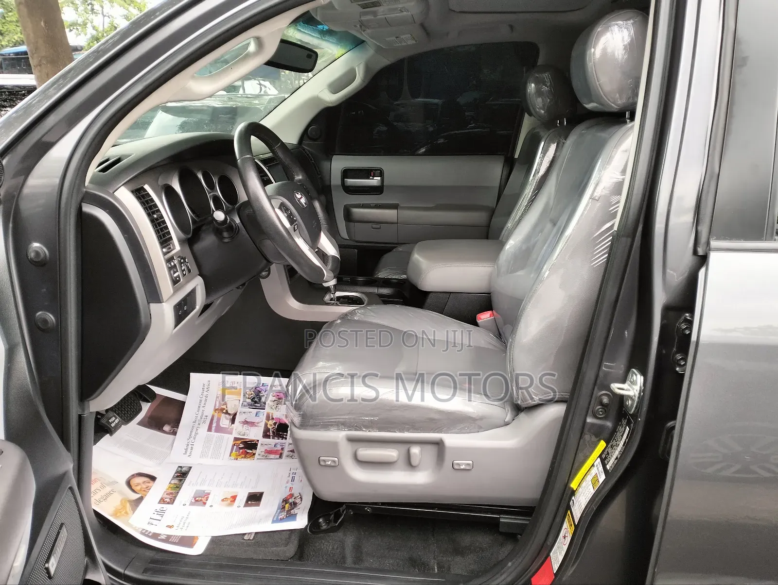 Toyota Sequoia Platinum 4x4 2018 Gray