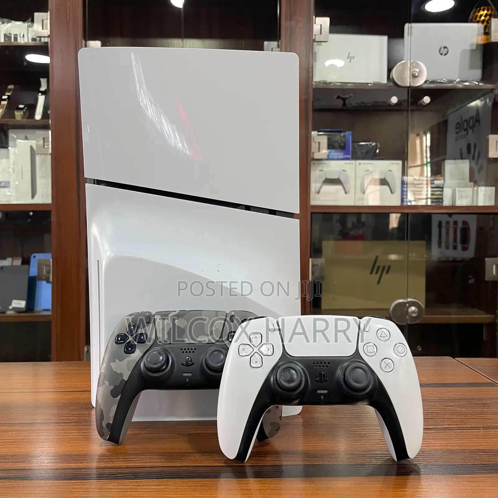 Sony Play Station 5 • Ps5 Slim Uk Used With 2 Pads