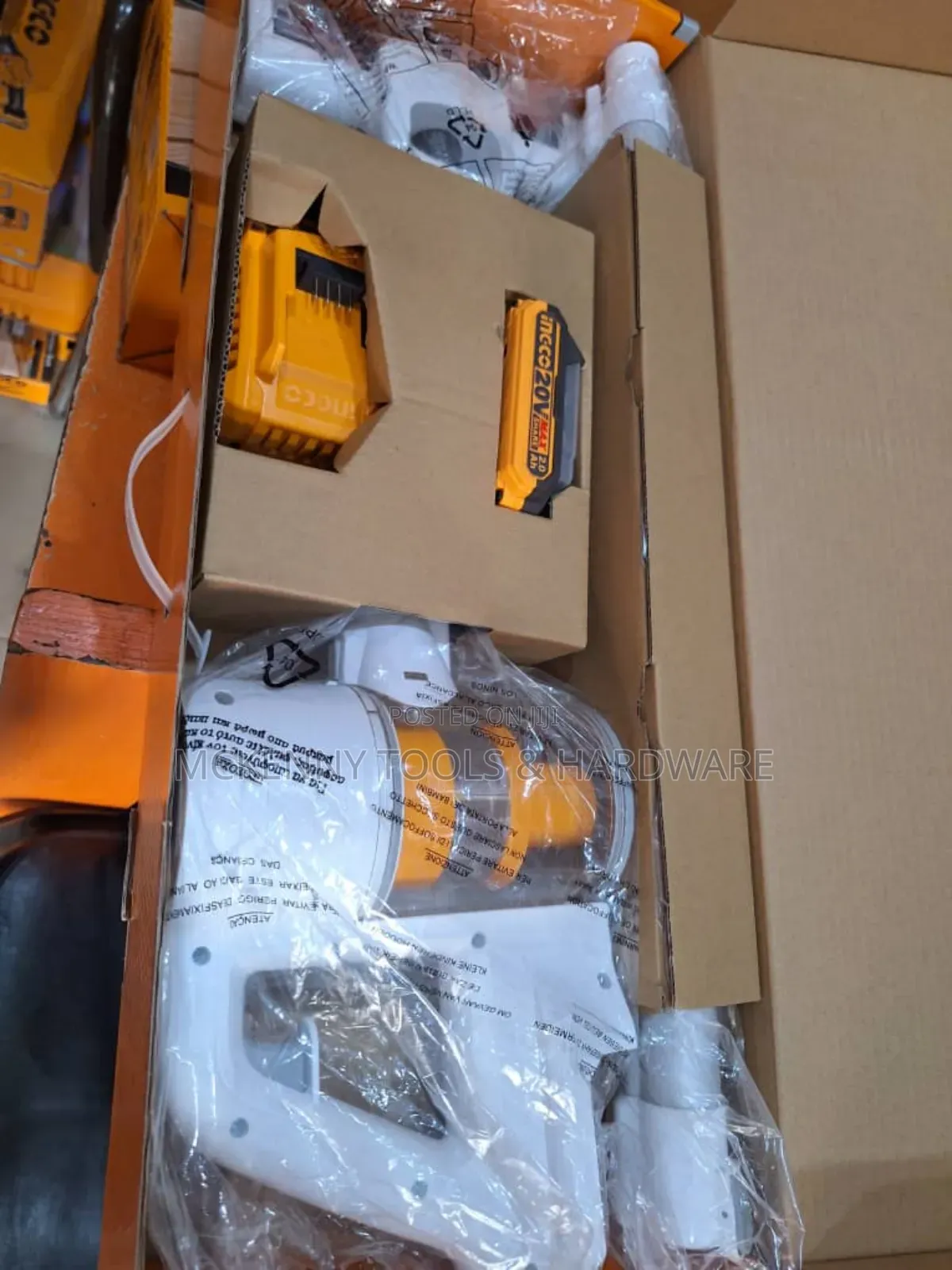 Ingco Cordless Vacuum Cleaner Cvli2006