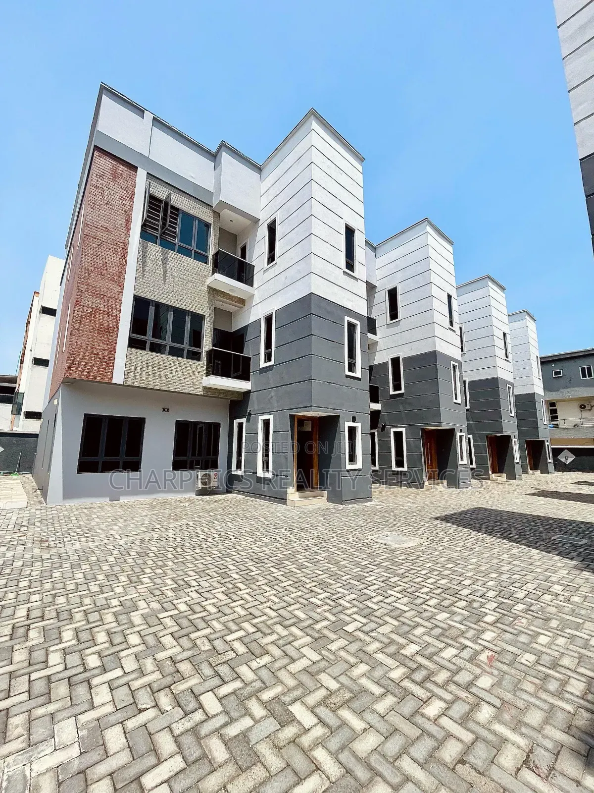 4bdrm Duplex in Ikate for sale