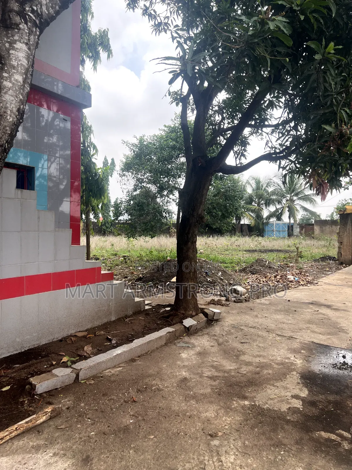 A Good Commercial 5plots of Land Facing Major Expressway