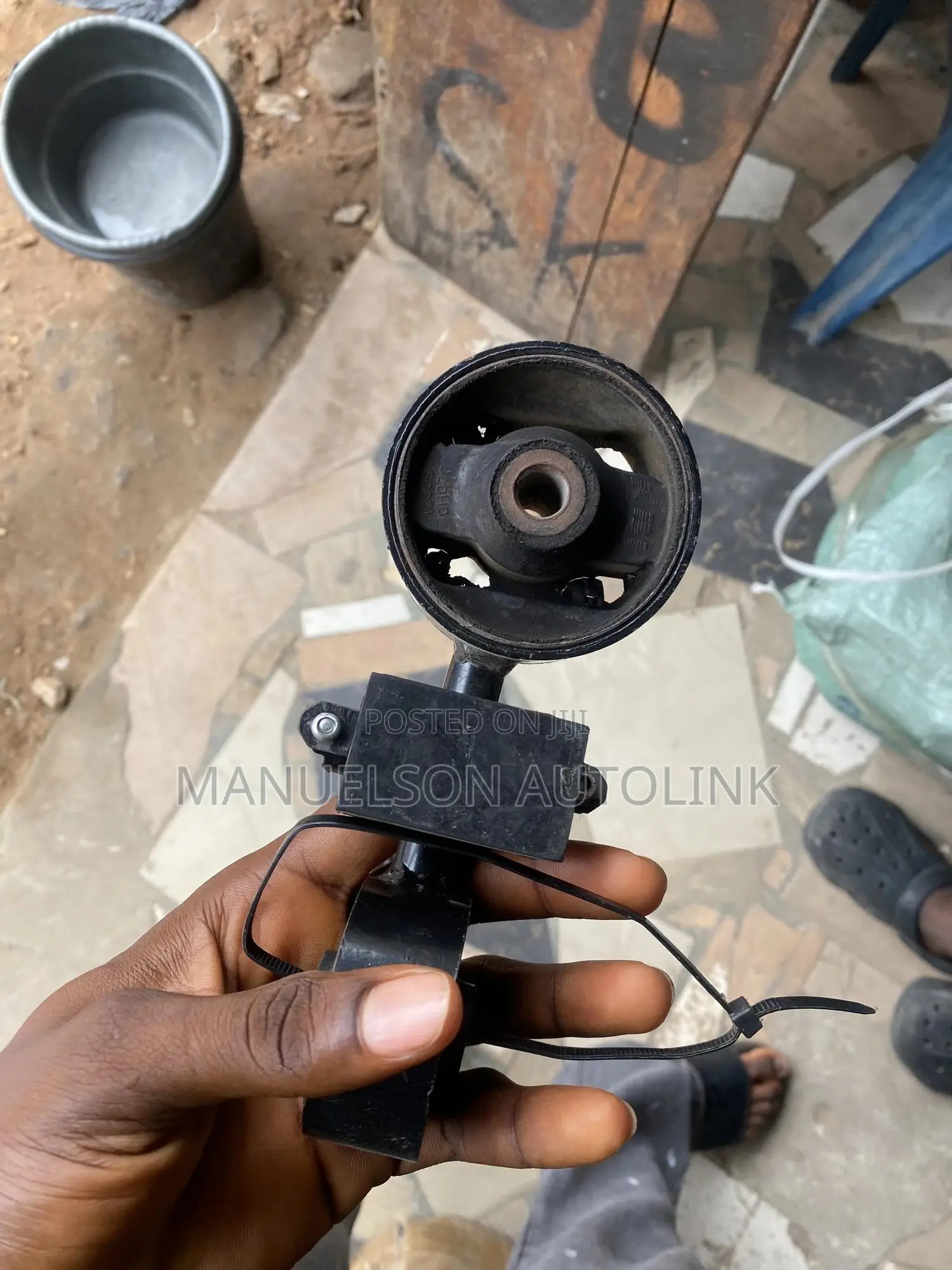 Upper Engine Seat /Mount Rav4 Camry Highlander Rx330,Rx350