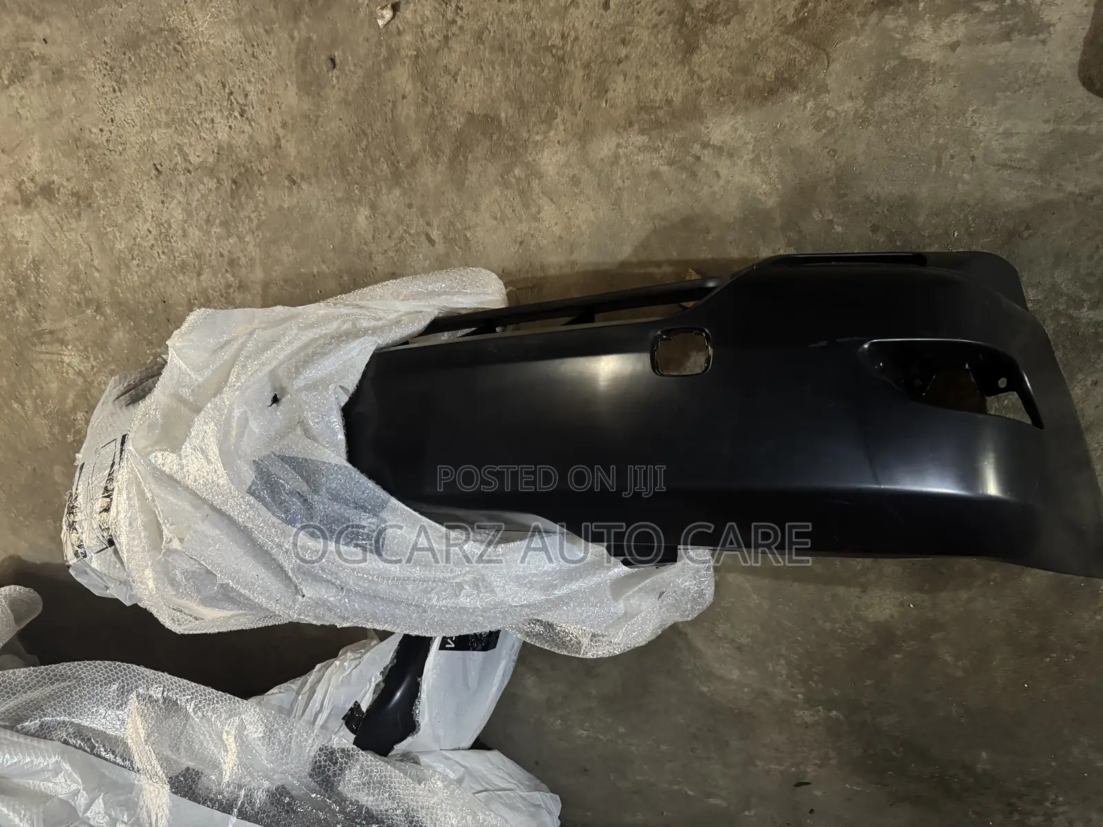 Front Bumper Rx 330 05 Available