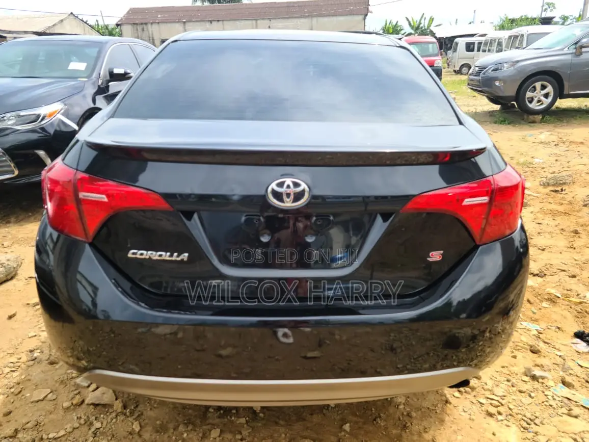 Toyota Corolla S 4dr Sedan (1.8L 4cyl CVT) 2016 Black