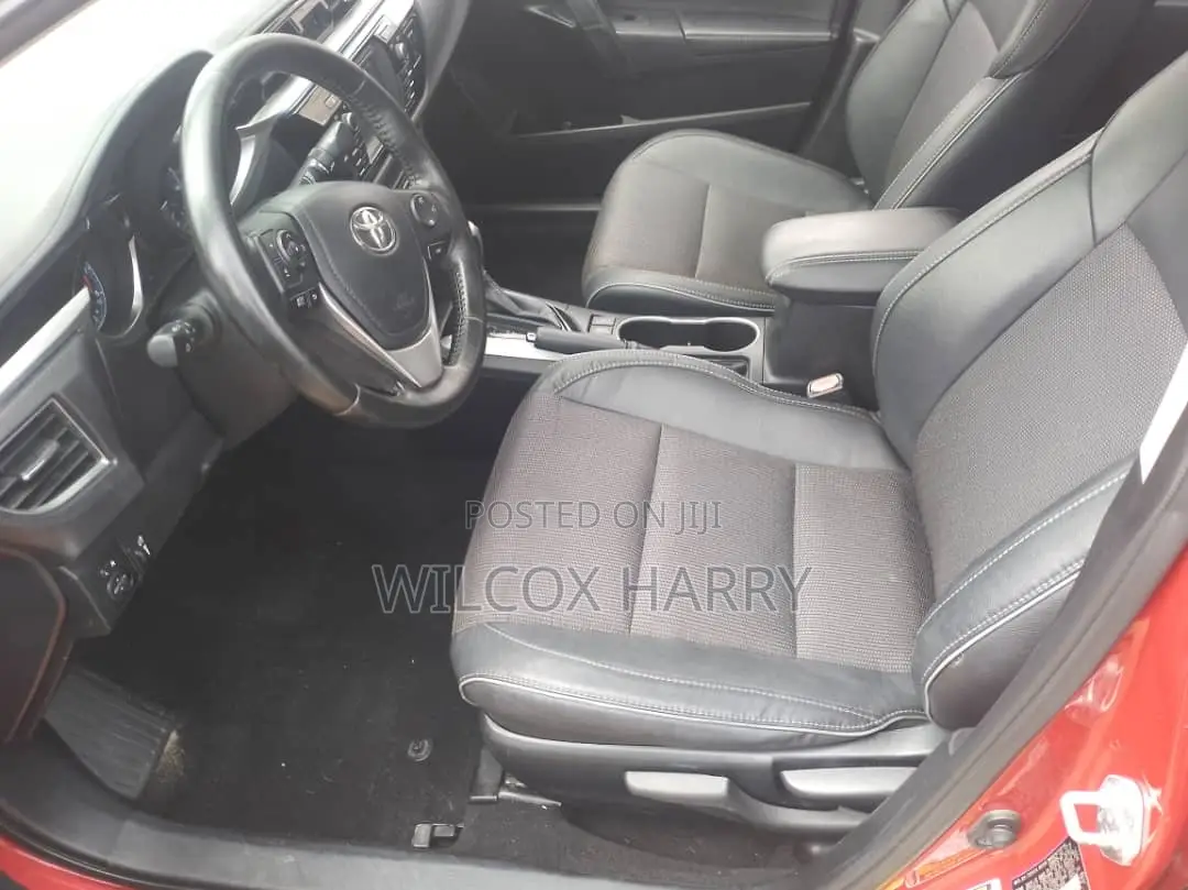 Toyota Corolla S 4dr Sedan (1.8L 4cyl CVT) 2016 Red