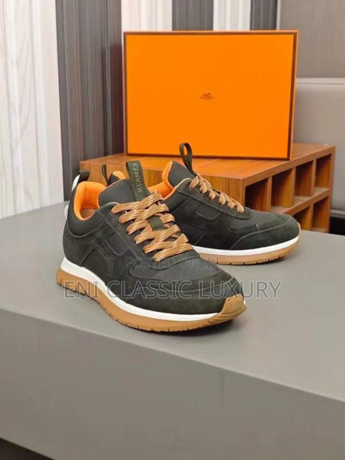 Original Luxury Designer Sneaker Hermes Well Branded Package