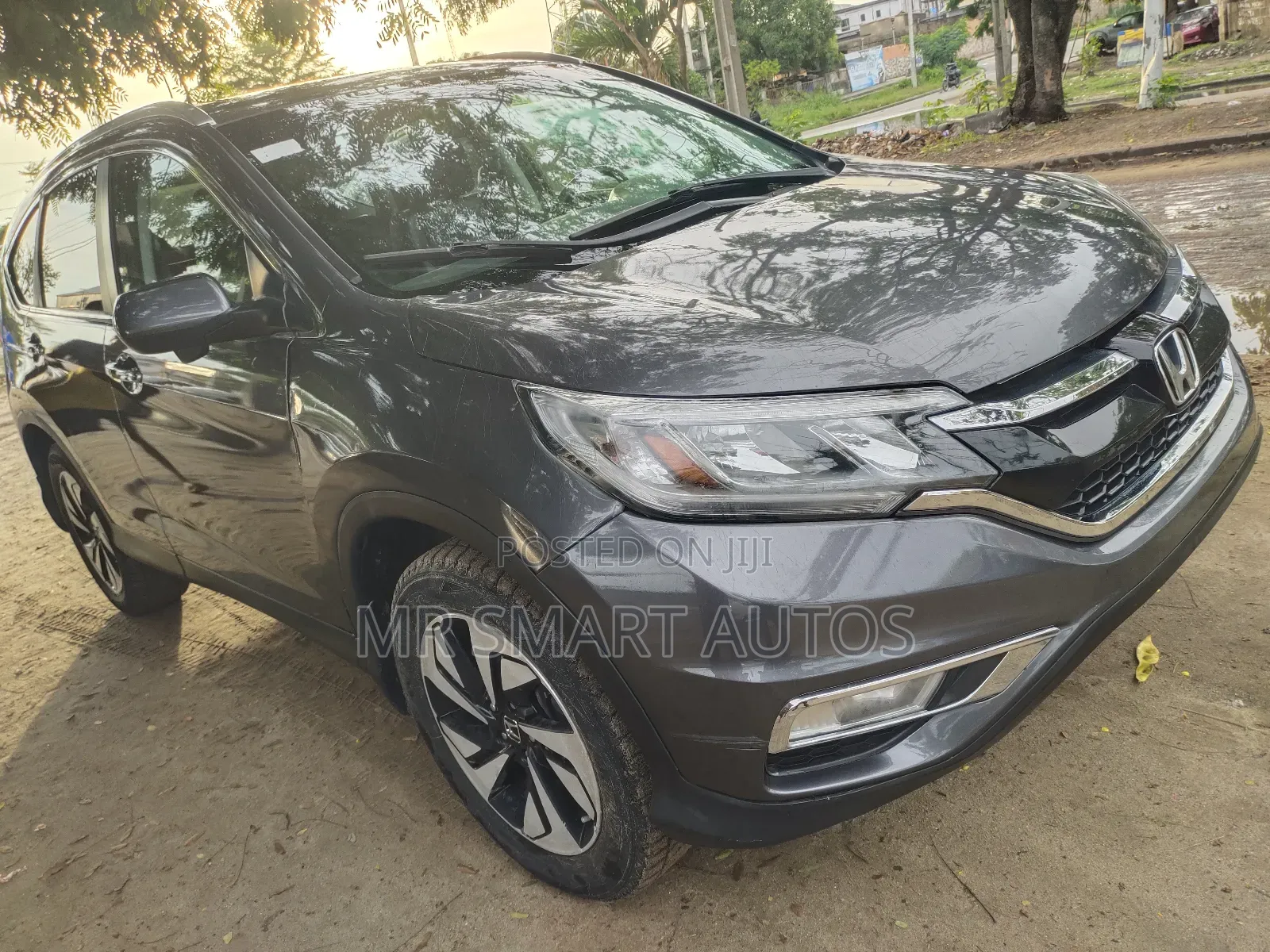 Honda CR-V Touring 4dr SUV AWD (2.4L 4cyl CVT) 2016 Gray