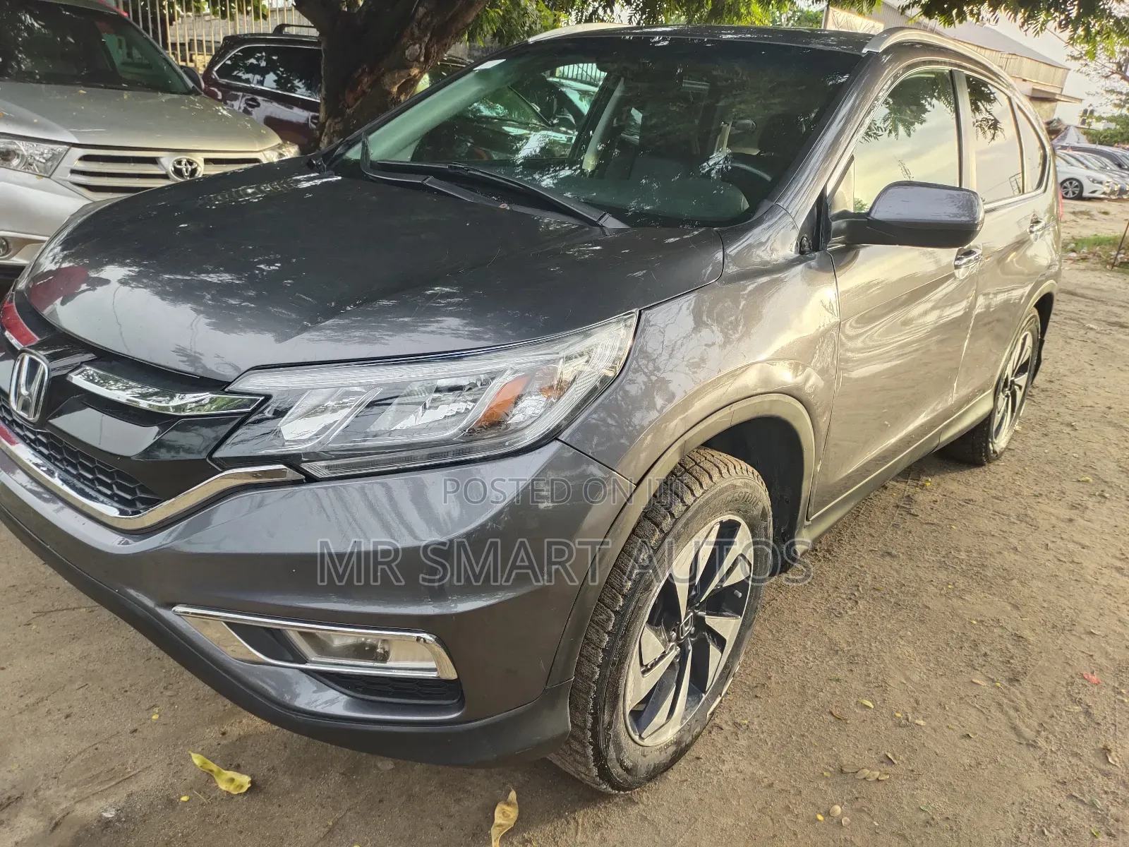 Honda CR-V Touring 4dr SUV AWD (2.4L 4cyl CVT) 2016 Gray